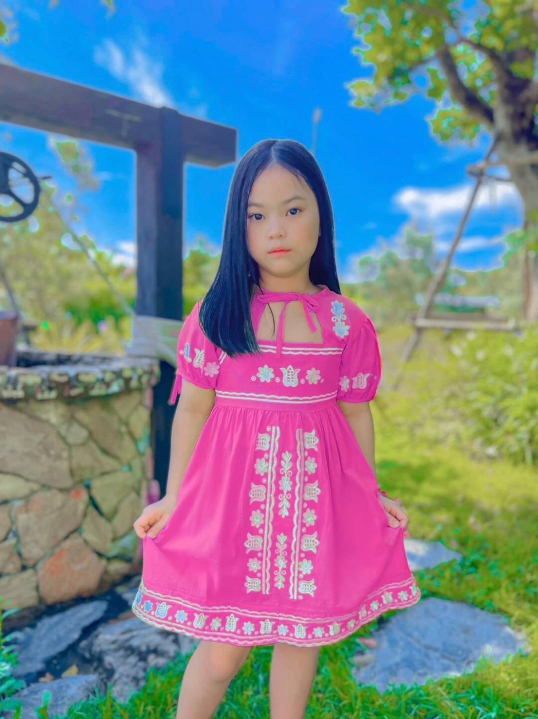 เดรสเด็กหญิงปักลาย