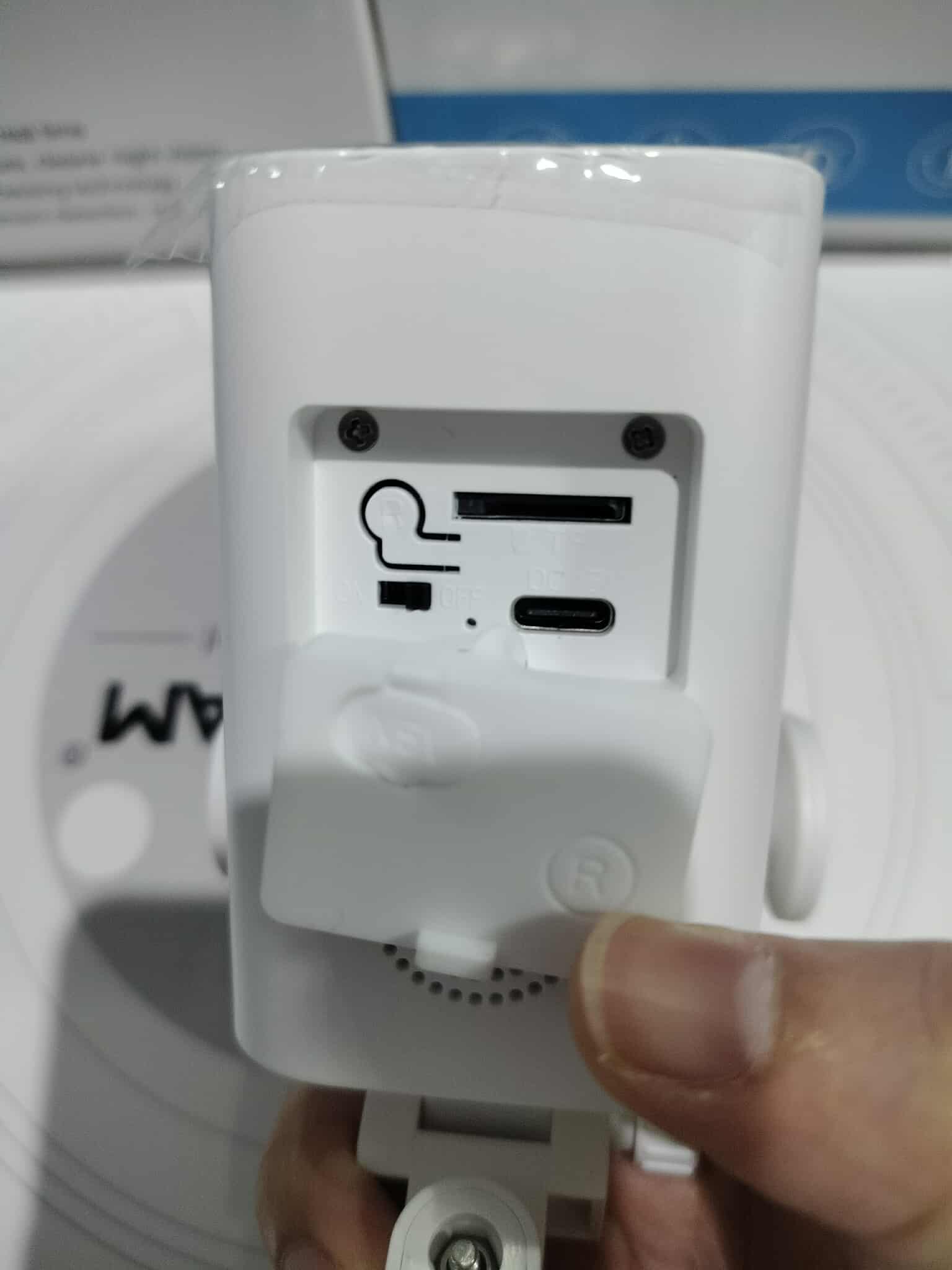 Vstarcam Vstarcam กล้องวงจรปิดภายนอก รุ่นCS5 คมชัด2ล้านพิกเซล ภาพคมชัดทั้งกลางวันกลางคืน มีWIFIในตัว ขาว