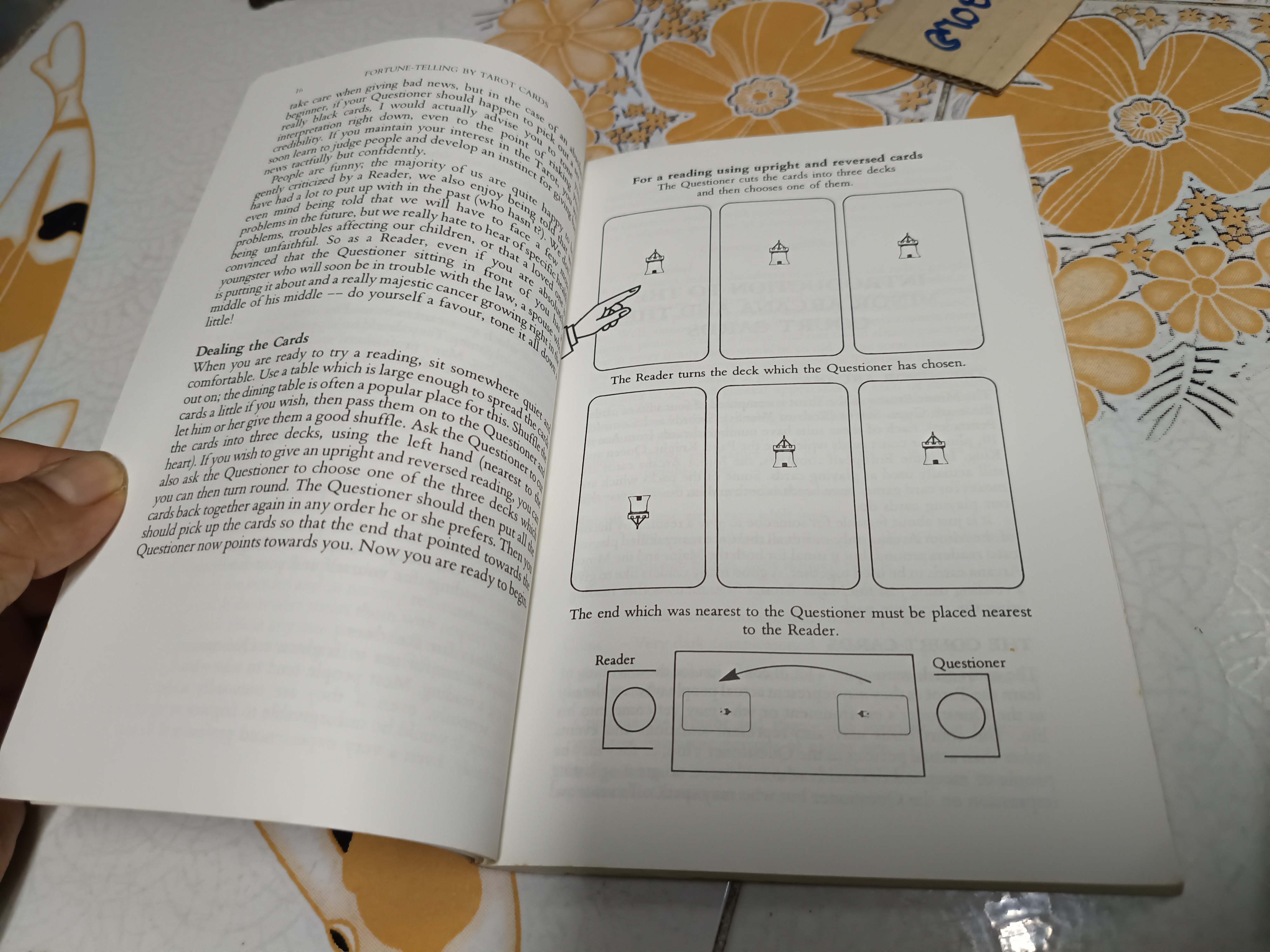 Fortune Telling by Tarot Cards : A Beginner's Guide to Understanding the Tarot. By. Sasha Fenton **สินค้าหมด**