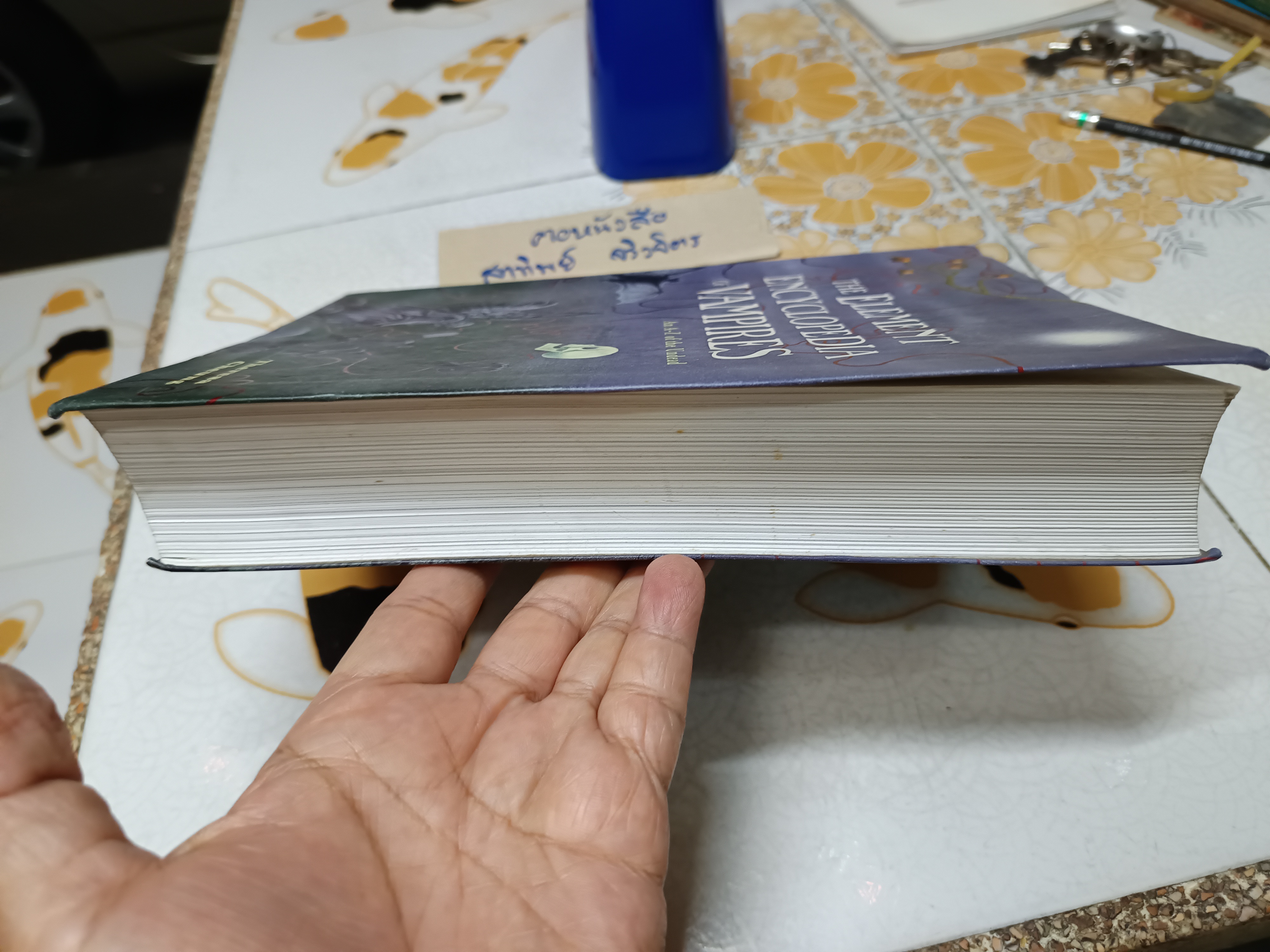 The Element Encyclopedia of Vampires. An A-Z of the Undead - Theresa Cheung (ฉบับภาษาอังกฤษ)