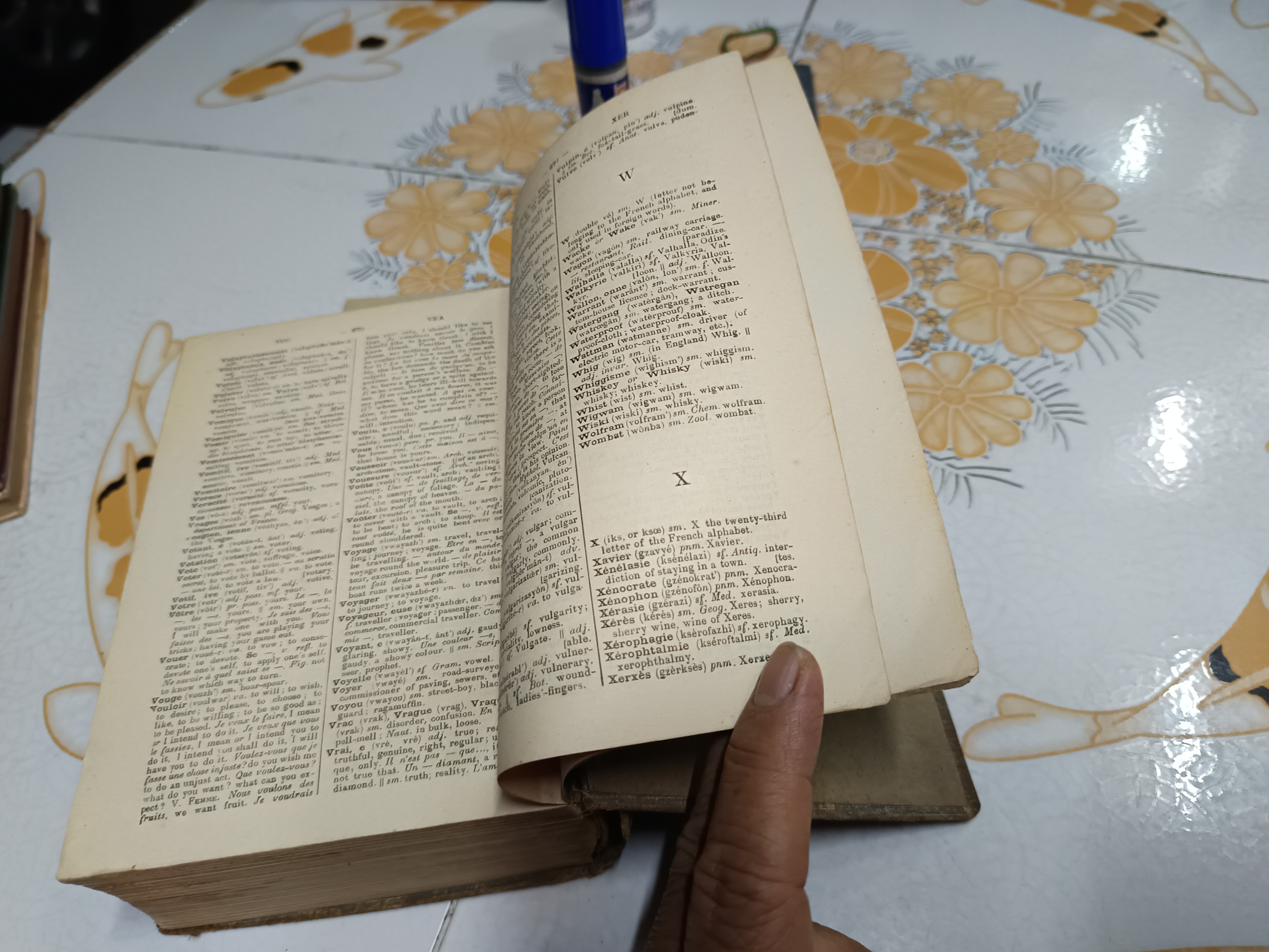 พจนานุกรมใหม่ ภาษาอังกฤษ - ฝรั่งเศส / ภาษาฝรั่งเศส - อังกฤษ E. Clifton , J. Mc Laughlin, 1904 **สินค้าหมด**