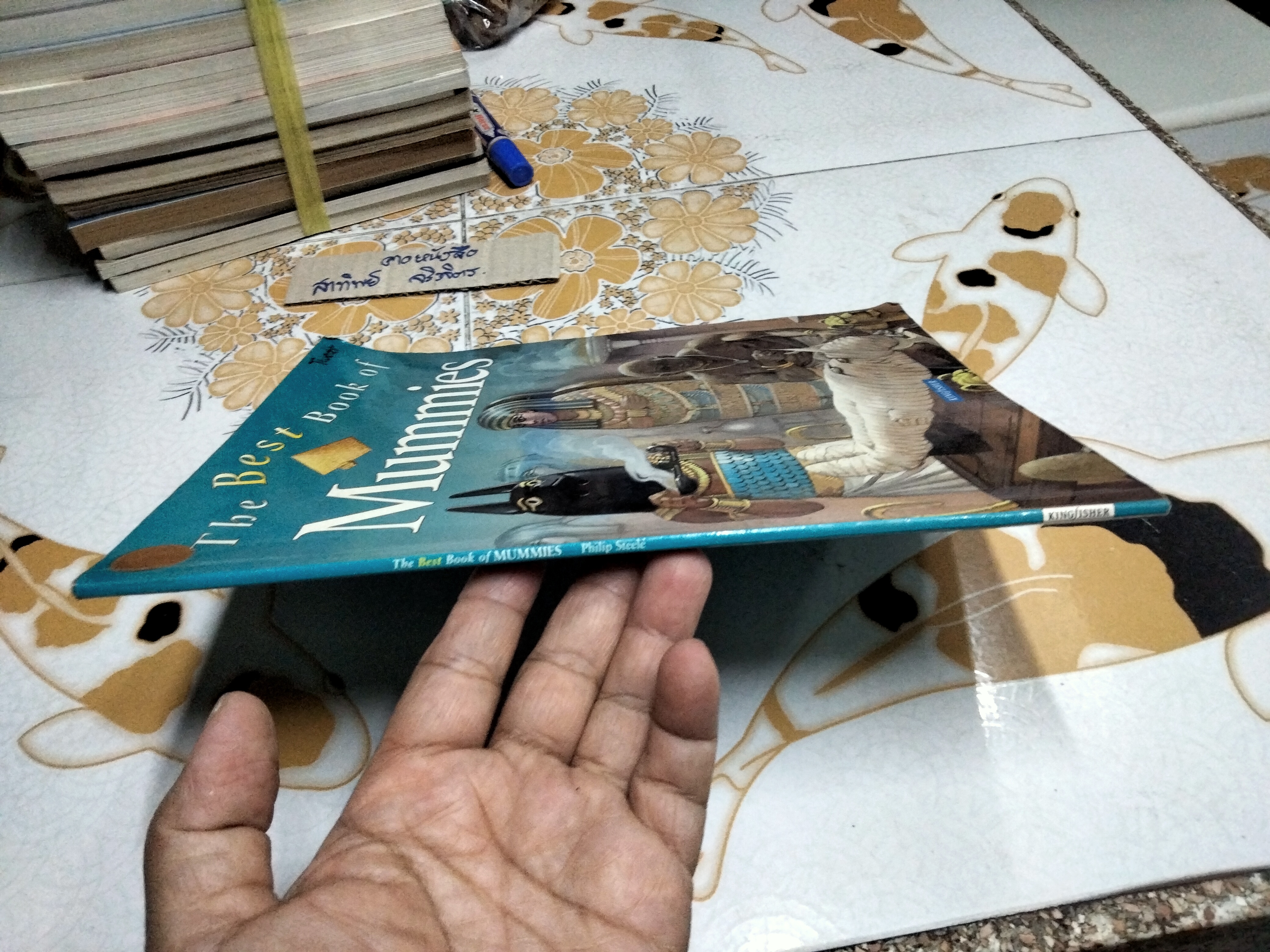 The Best Book of Mummies Kingfisher Publications, 1999