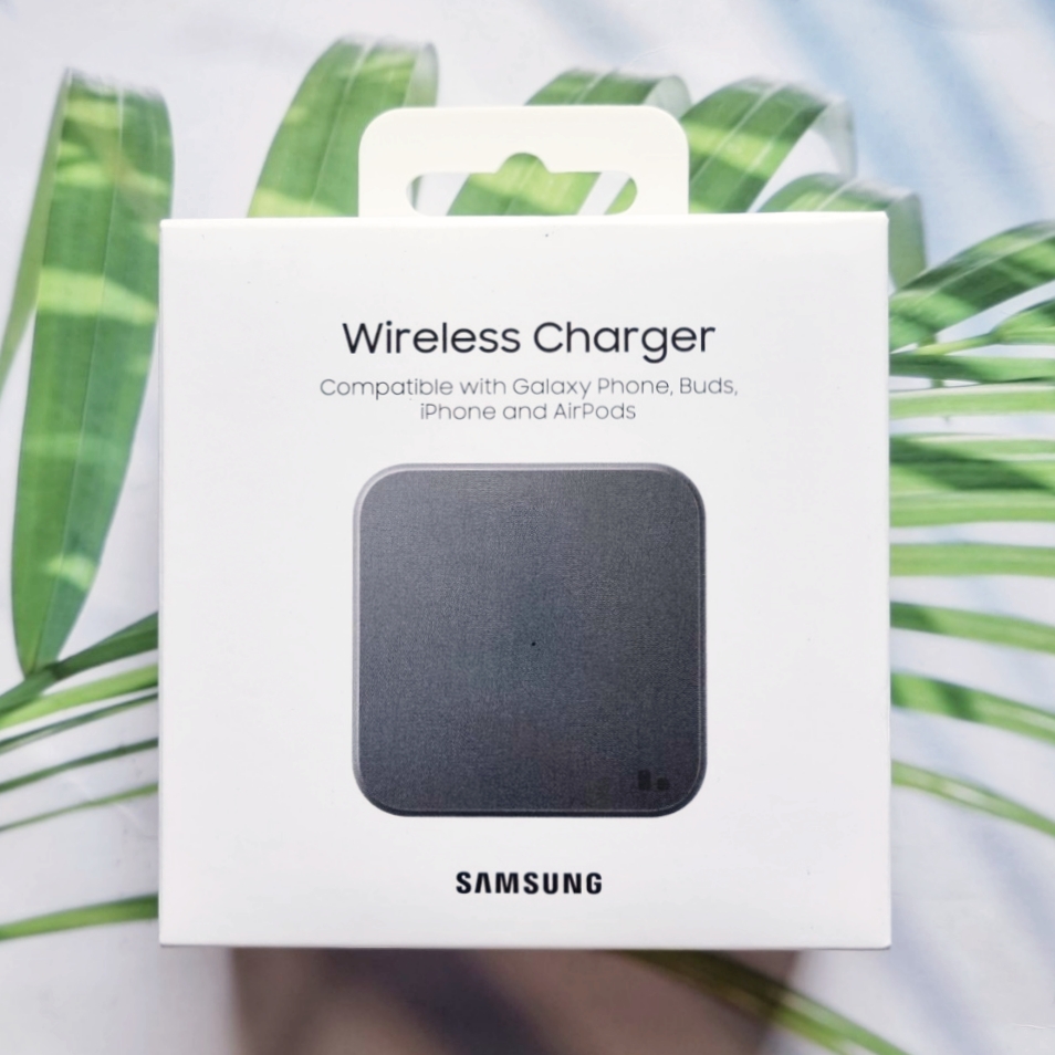 Samsung® 9W Wireless Charger Fast Charge Pad ซัมซุง แท่นชาร์จไร้สาย รองรับอุปกรณ์มาตรฐาน Qi