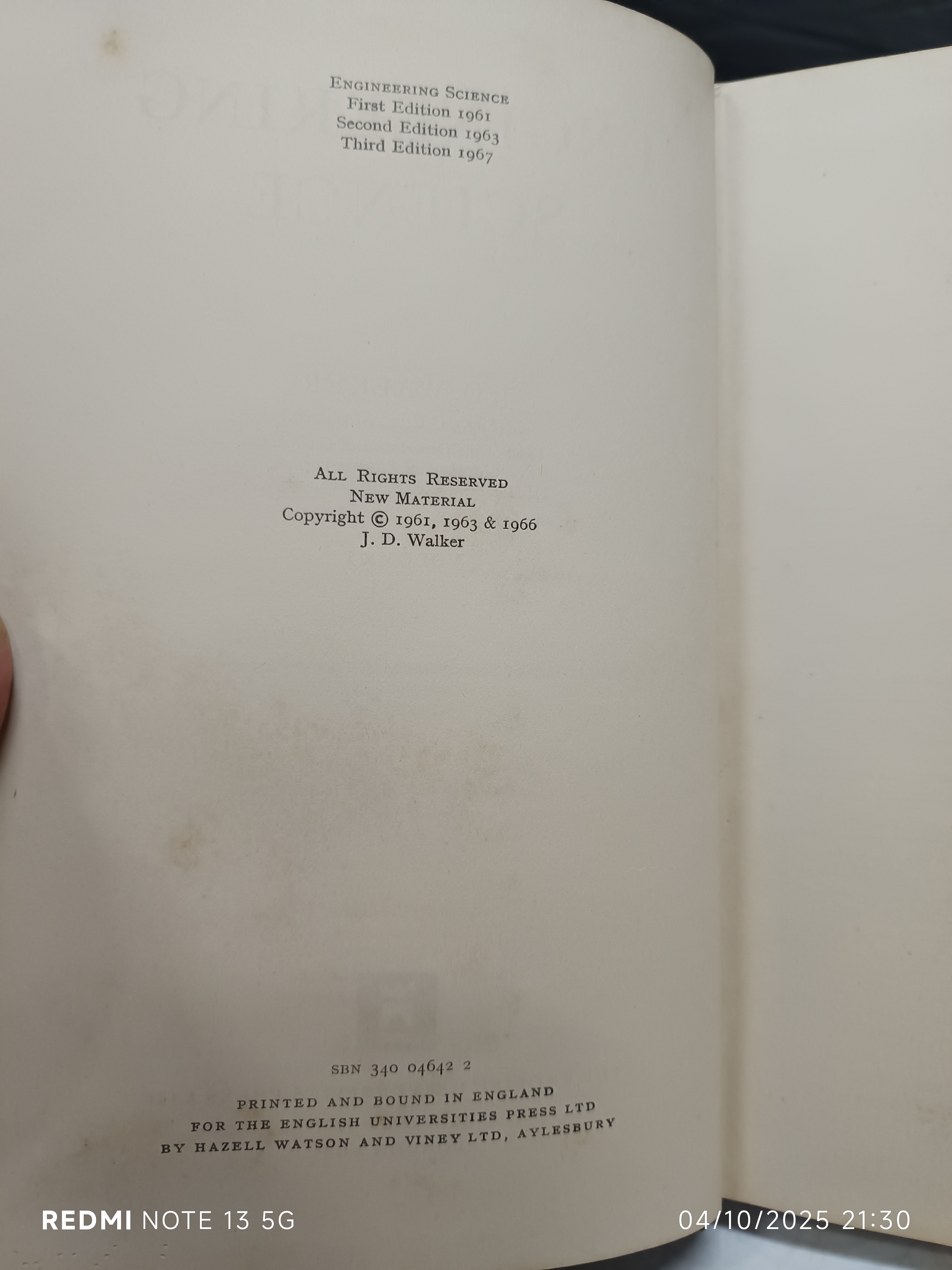 Engineering Science : Technical College series. Author, J. D. Walker. Edition 3 ,1967 (ไม่มีใบหุ้มปก)