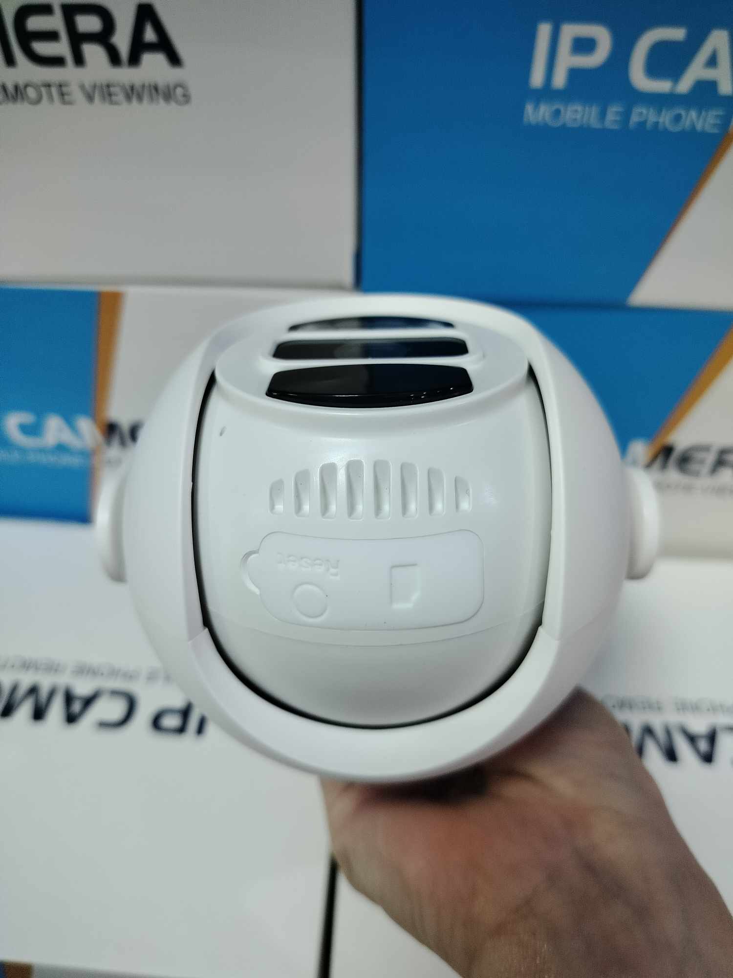 Vstarcam Vstarcam กล้องวงจรปิดภายนอกมีแบตในตัวพร้อมแผงโซล่าเซลล์ รุ่นCB65 คมชัด3ล้าน wifiในตัว ขาว