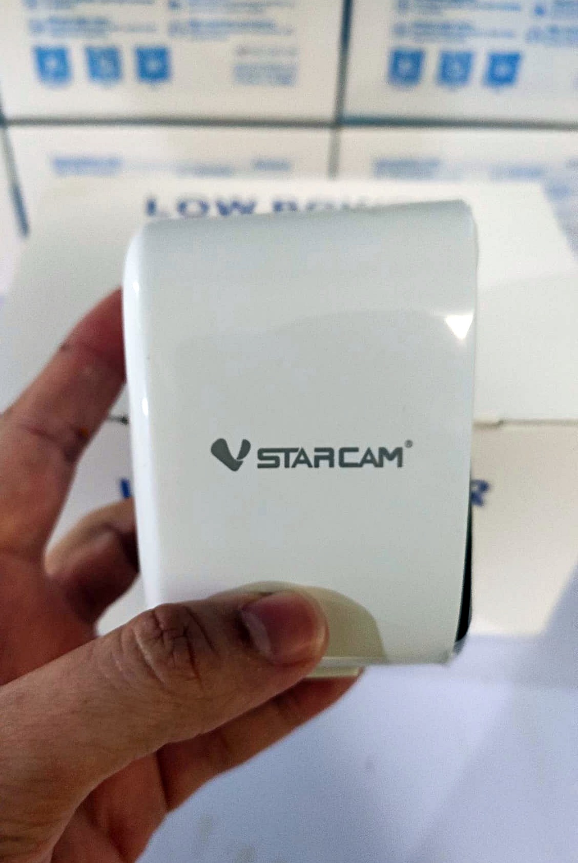 Vstarcam Vstarcam กล้องวงจรปิดกล้องรักษาความปลอดภัยพลังงานแสงอาทิตย์กลางแจ้งพร้อมแผงโซล่าเซลล์ รุ่นCB54 คมชัด3ล้านพิกเซล ขาว