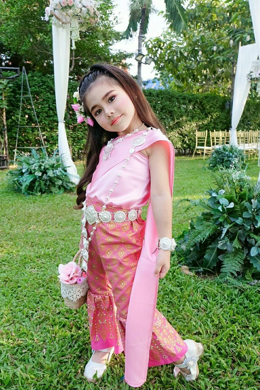 ชุดไทยเด็ก สไบกับขาม้าละมุน