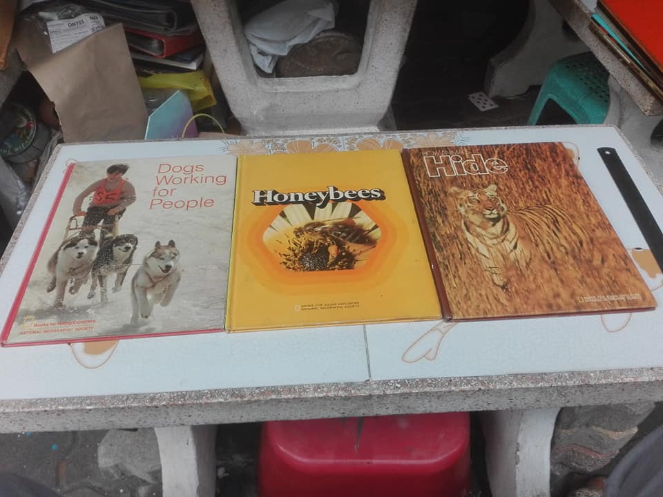 BOOKS FOR YOUNG EXPLORERS - NATIONAL GEOGRAPHIC SOCIETY มี 18 เล่ม (ไม่ทราบว่าออกมากี่เล่ม)