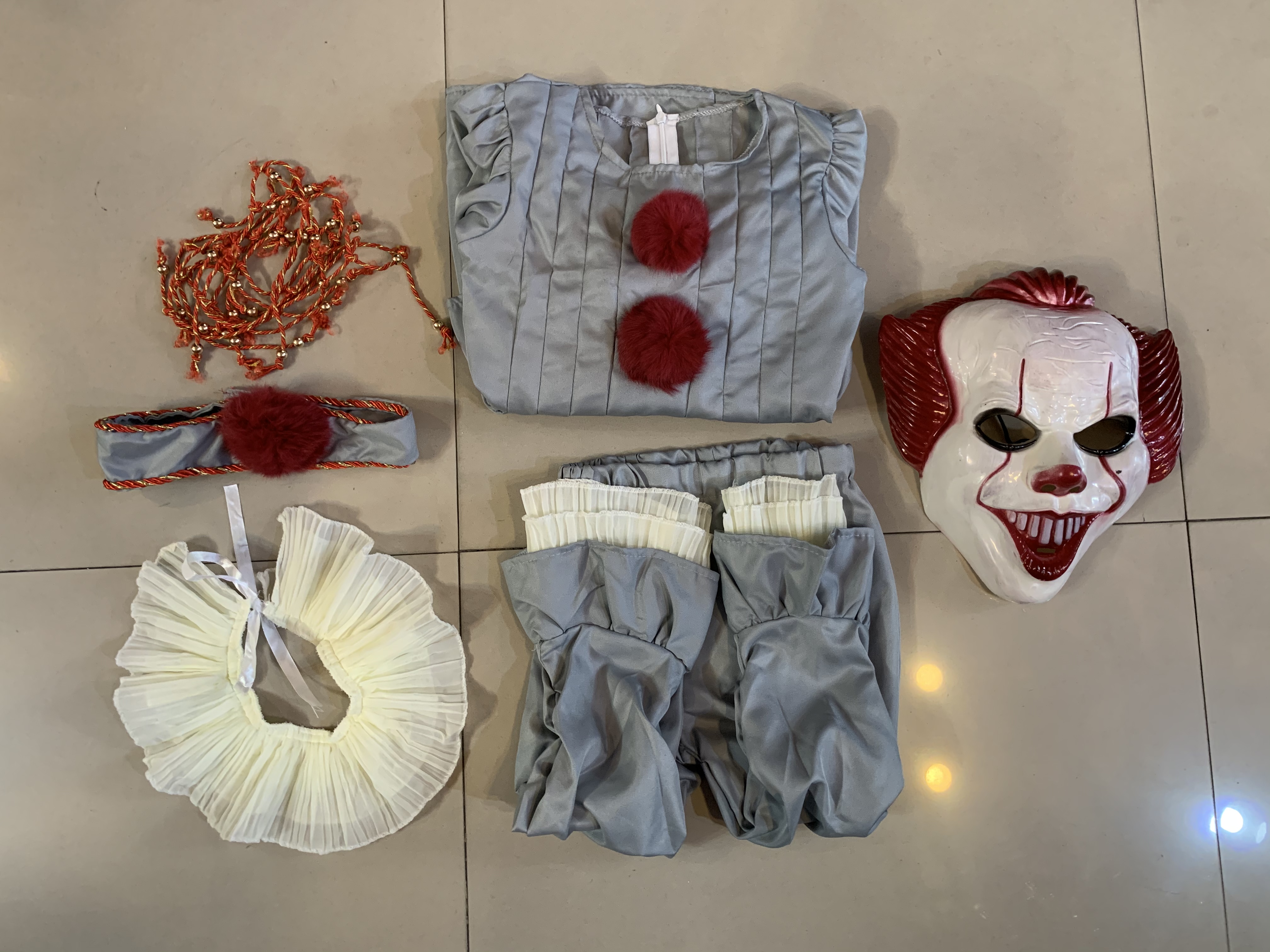 Pennywise เด็กและผู้ใหญ่ ขายและให้เช่า