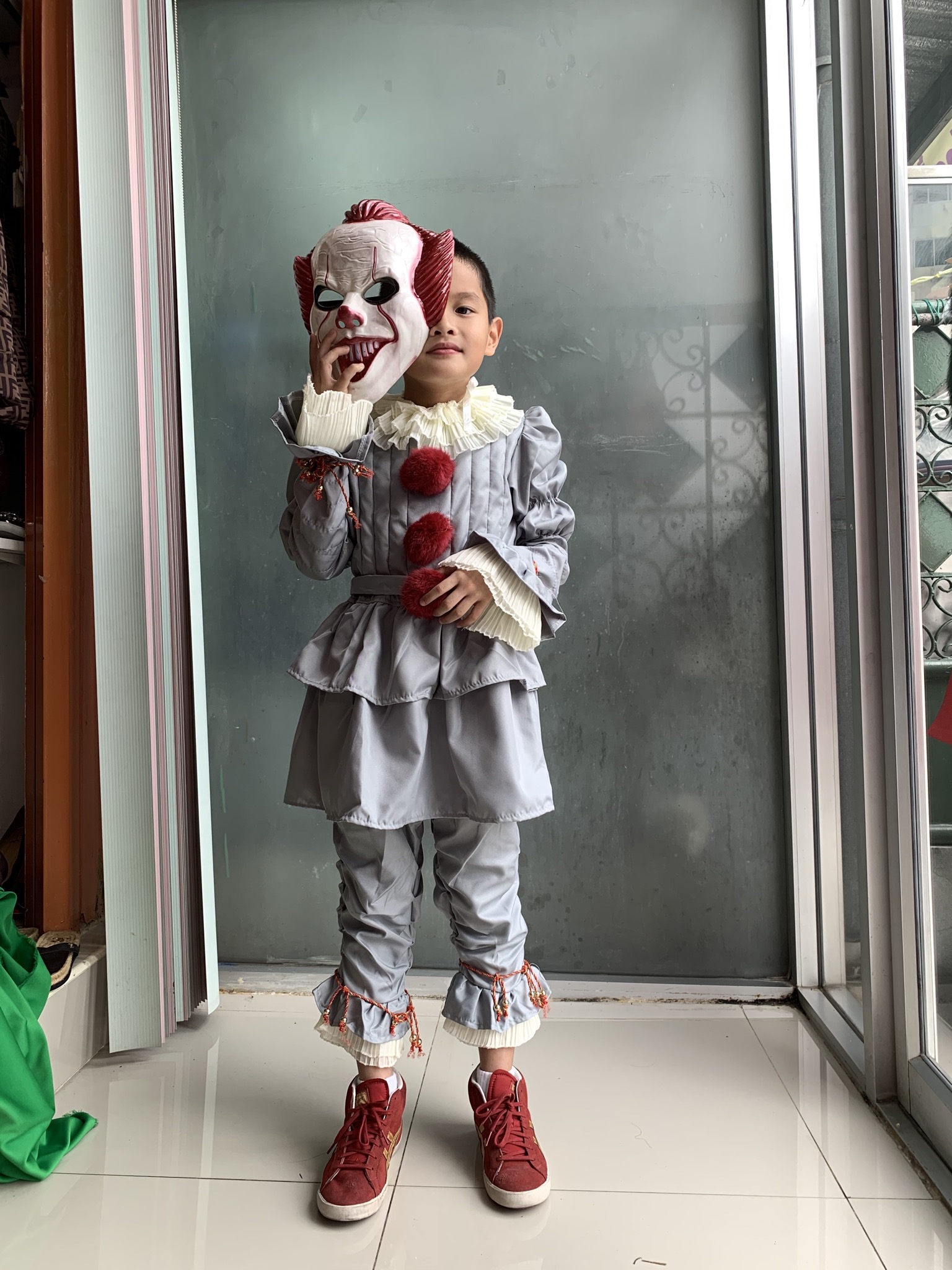 Pennywise เด็กและผู้ใหญ่ ขายและให้เช่า