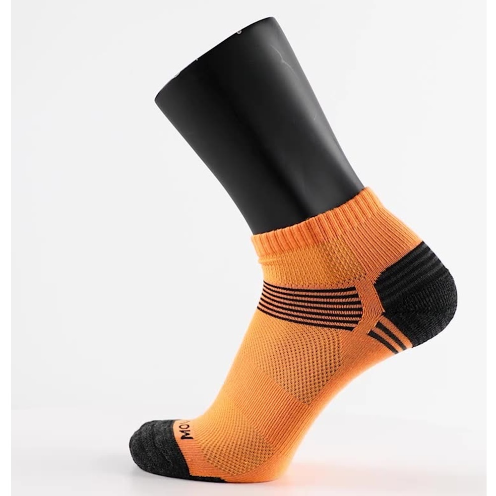 ถุงเท้าวิ่ง โพลีเอสเตอร์/สแปนเด็กซ์ เหมาะสำหรับวิ่ง MEIKAN Best Running Compression Socks (N28)