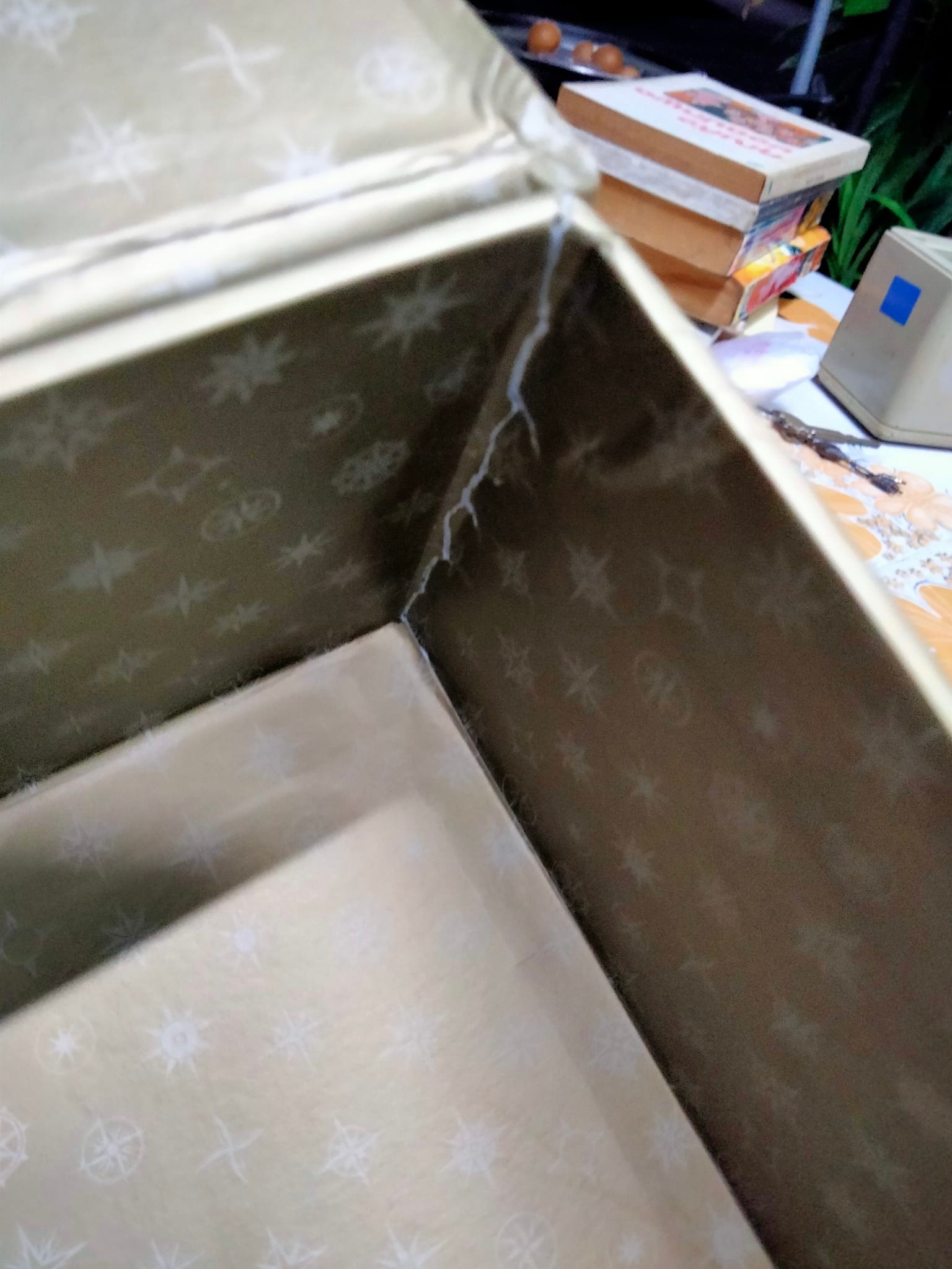 หนังสือเข็มทิศชีวิตทั้ง 7 + DVD 1 แผ่น (Box set) ฐิตินาถ ณ พัทลุง - ปล.ชุดนี้ที่ล็อคแผ่นซีดีหลุดออกไป + กล่องมีรอยบุบเล็กน้อย,ด้านในกล่องมีรอยแตก แต่ยังไม่หลุด **สินค้าหมด**