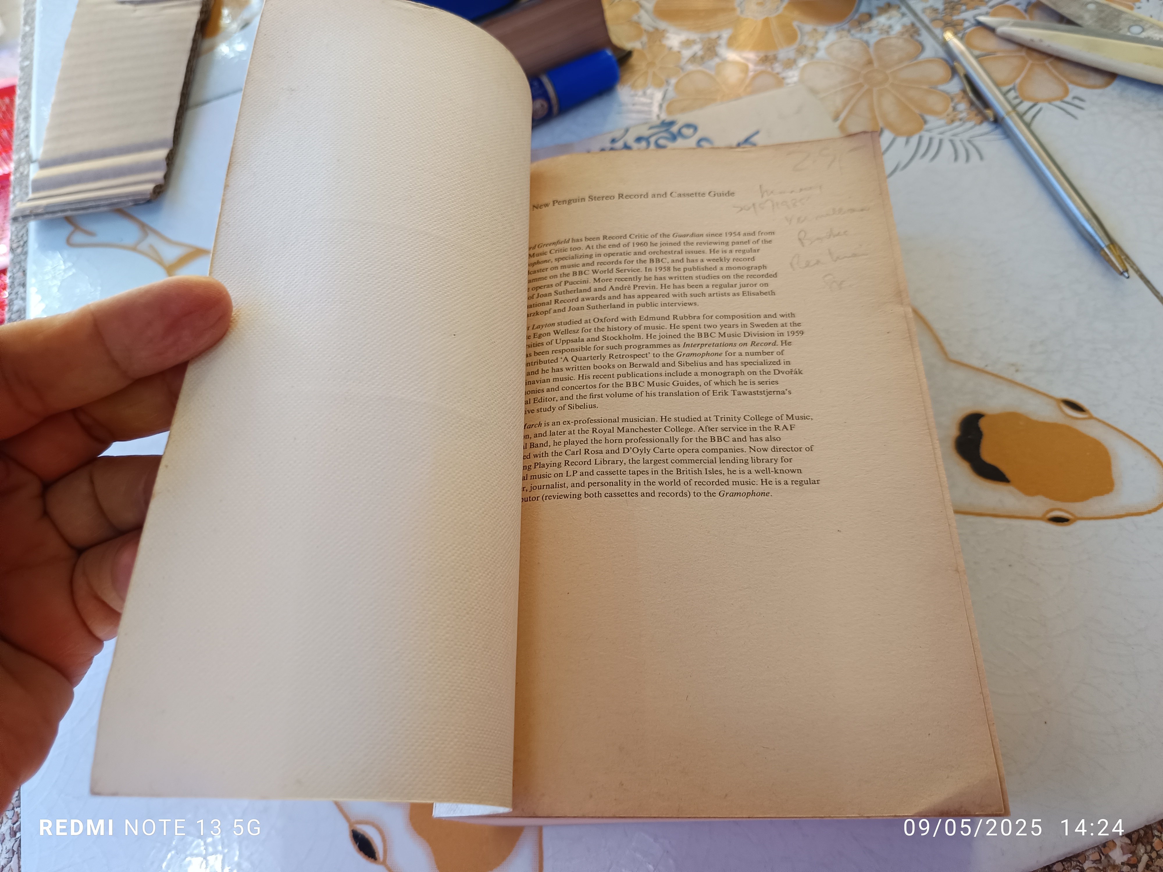 The New Penguin Stereo Record and Cassette Guide First published 1982 Edward Greenfield , Robert Layton and Ivan March