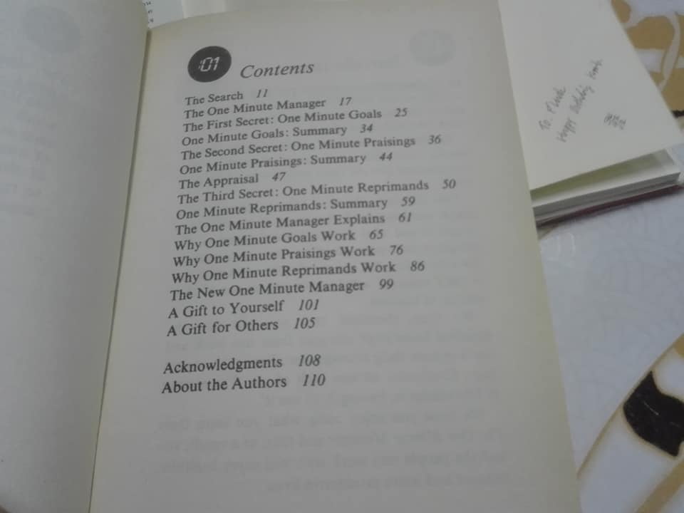 ผู้จัดการ 1 นาที (The One Minute Manager) ทั้ง ฉบับแปลไทย และ ฉบับภาษาอังกฤษ **สินค้าหมด**