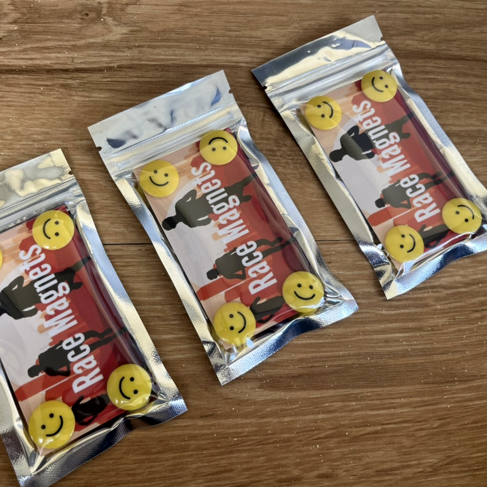 แม่เหล็กติดเบอร์วิ่ง ติดแน่น ติดหนึบ ติดแน่นกับเสื้อไม่มีหลุด ของแท้ คุณภาพ100% (H04)