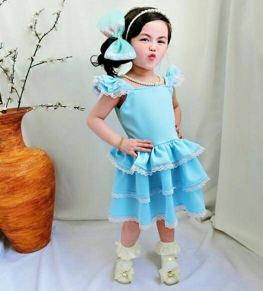 เดรสเด็กสีฟ้า