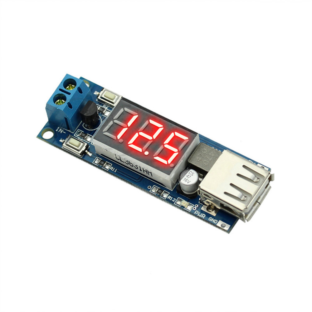 USB STEP DOWN DC 4.5 ~ 40V โมดูลลดแรงดันไฟฟ้า 5V ชาร์จ 5A ของโมดูลลดแรงดัน แสดงตัวเลข ด้านออกเป็น USB