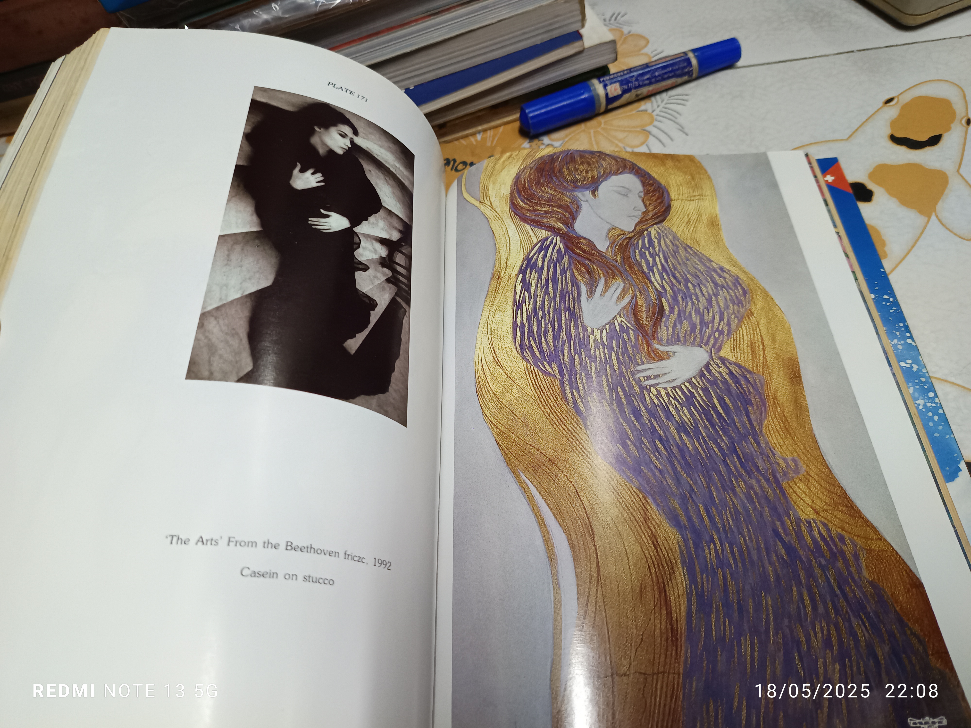 นิตยสารแพรว ปก เพ็ญพักตร์ ศิริกุล ปีที่ 13 ฉบับที่ 309 / 10 กรกฎาคม 2535 ** ปกหลังมีคราบน้ำ