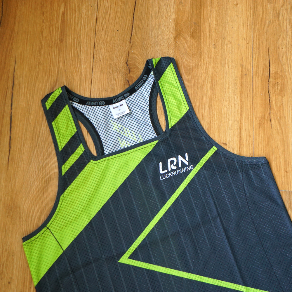 เสื้อวิ่งแขนสั้น แขนกุด เสื้อกล้าม (ชญ) ผ้า AirFlow ของแท้ มีรูระบายอากาศทั้งตัว น้ำหนักเบา ใส่สบายและไม่อมเหงื่อ (S21)