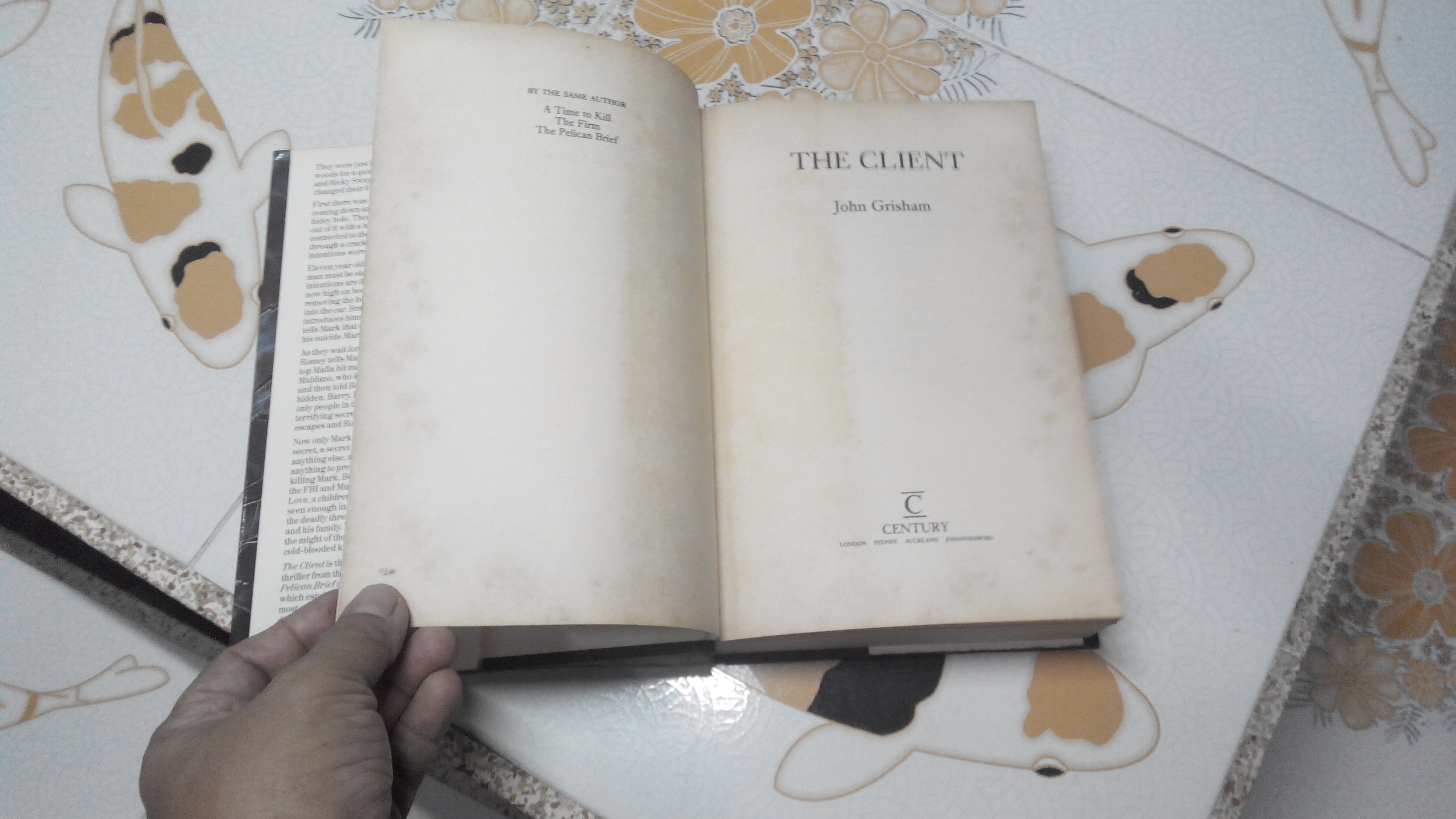 THE CLIENT by JOHN GRISHAM (ฉบับภาษาอังกฤษ) ปกแข็งพร้อมใบหุ้มปก **สินค้าหมด**