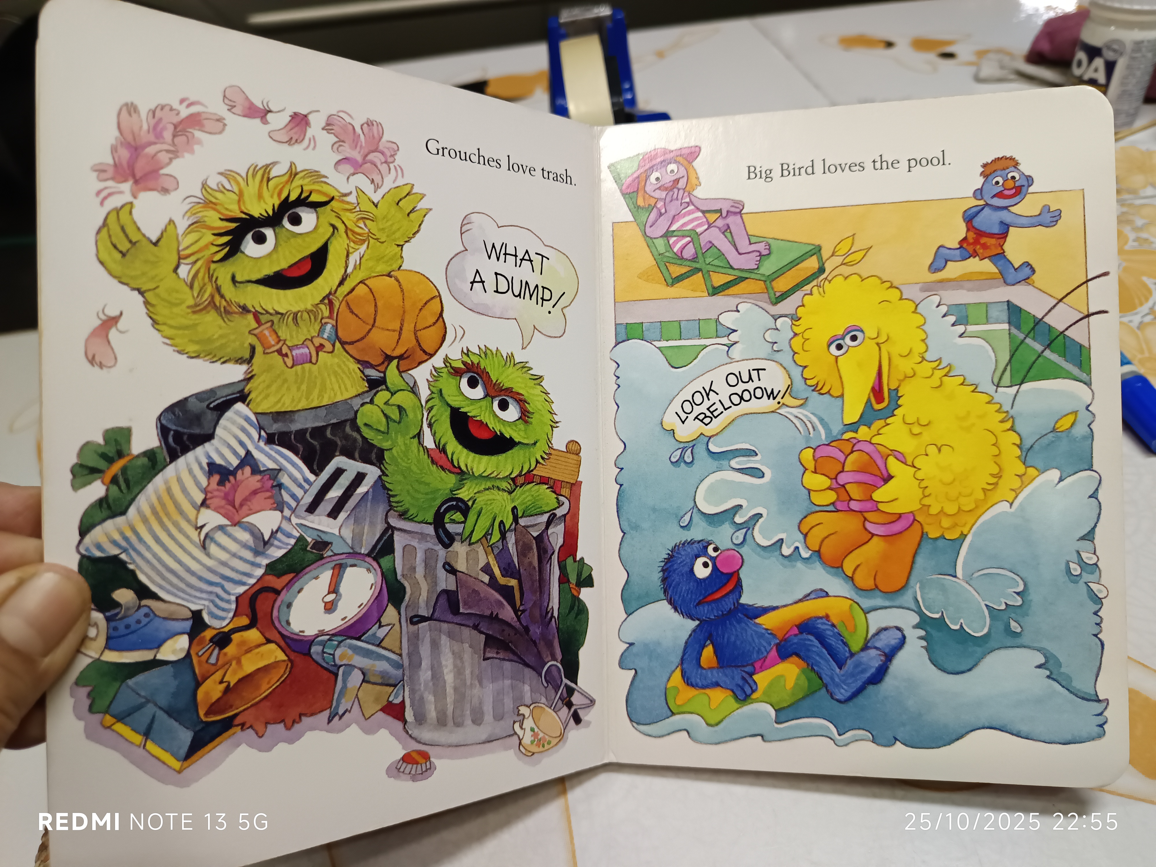 Elmo Loves You, SESAME STREET. RANDOM HOUSE, vintage 1997. Printed in Malaysia