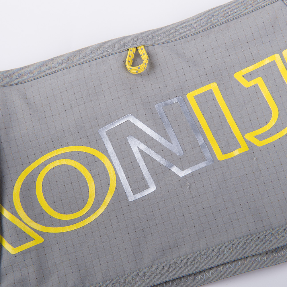 กระเป๋าคาดเอว แบบบาง ใส่ขวดน้ำได้ AONIJIE รุ่น W8101 แถมฟรีขวดน้ำพับได้ 250ml 1 ขวด(A18)