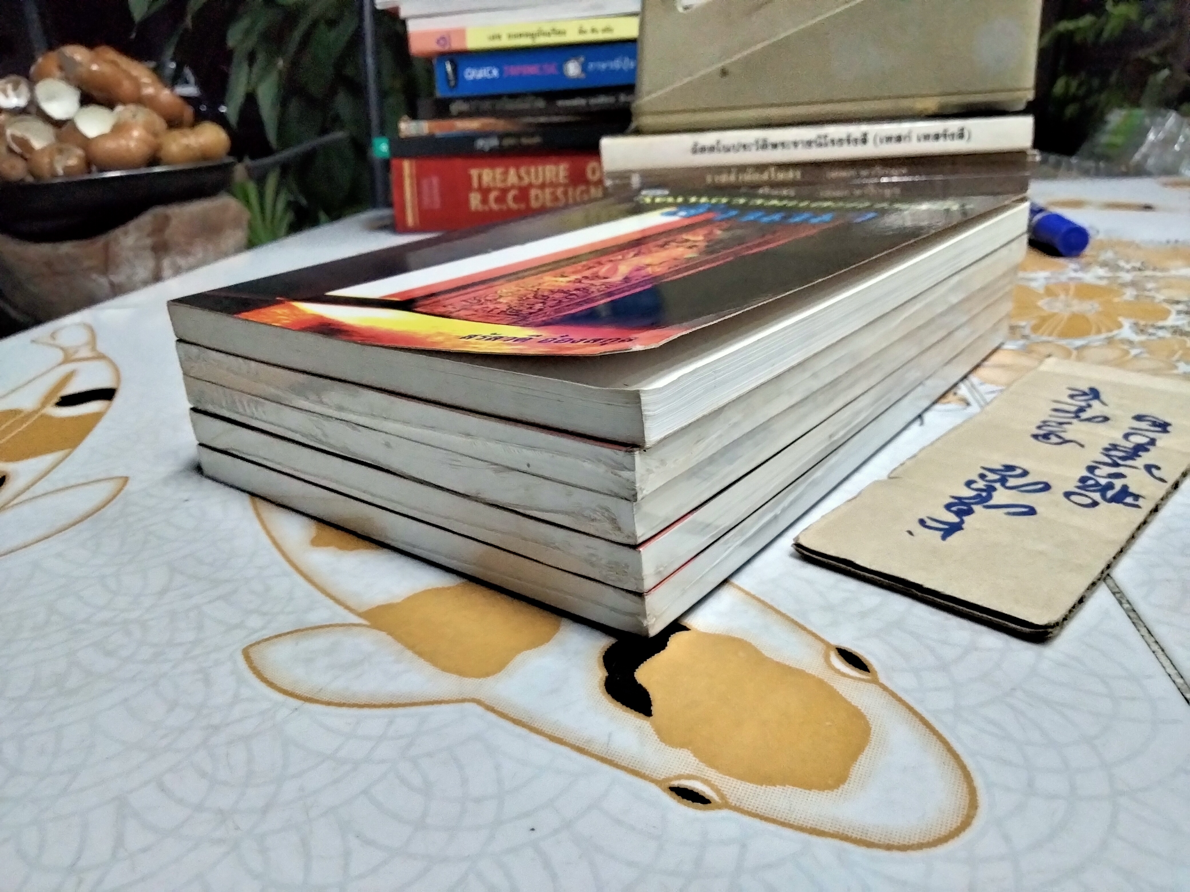 วัฒนธรรมและการเมืองล้านนา โดย สรัสวดี อ๋องสกุล