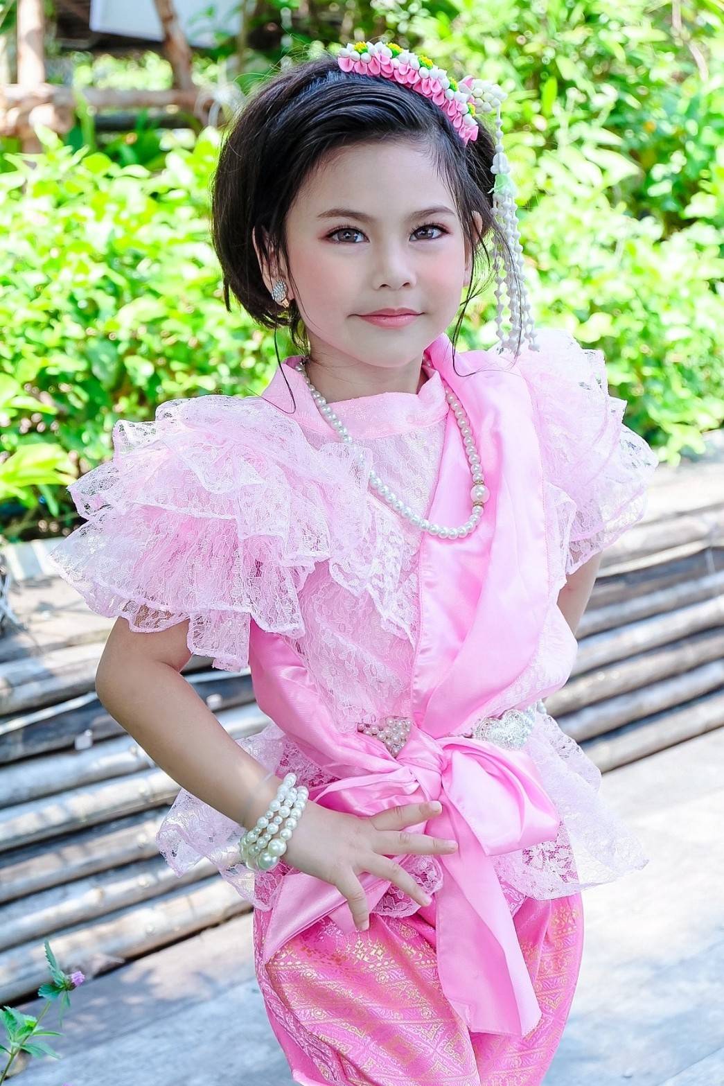 ชุดไทยเด็กหญิง รัชกาลที่ 5 ลูกไม้พาสเทล