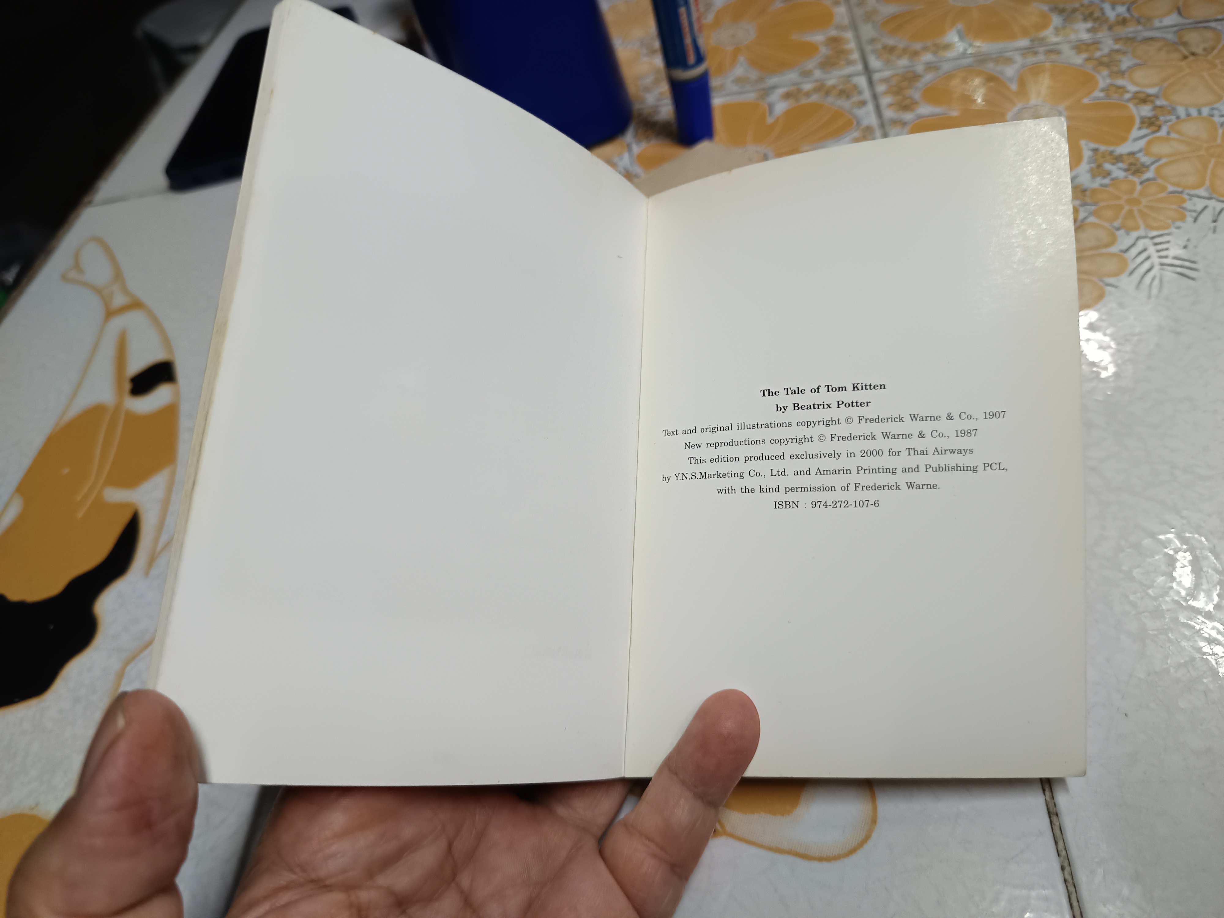 ลูกแมวน้อย ทอม คิตเทน THE TALE OF TOM KITTEN เล่มเล็ก อภินันทนาการจากการบินไทย **สินค้าหมด**