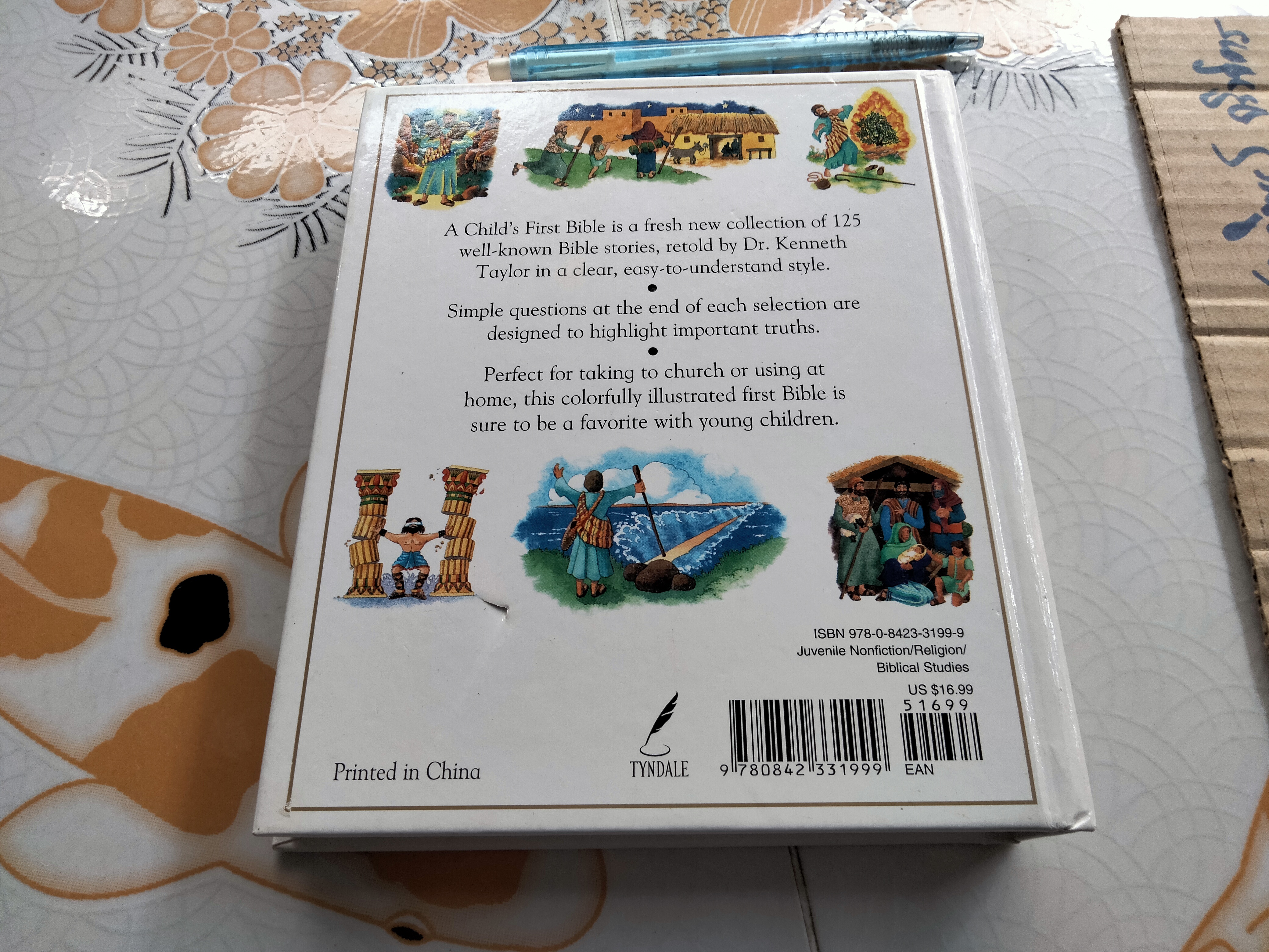 A Child's First Bible - Kenneth N.Taylor **สินค้าหมด**