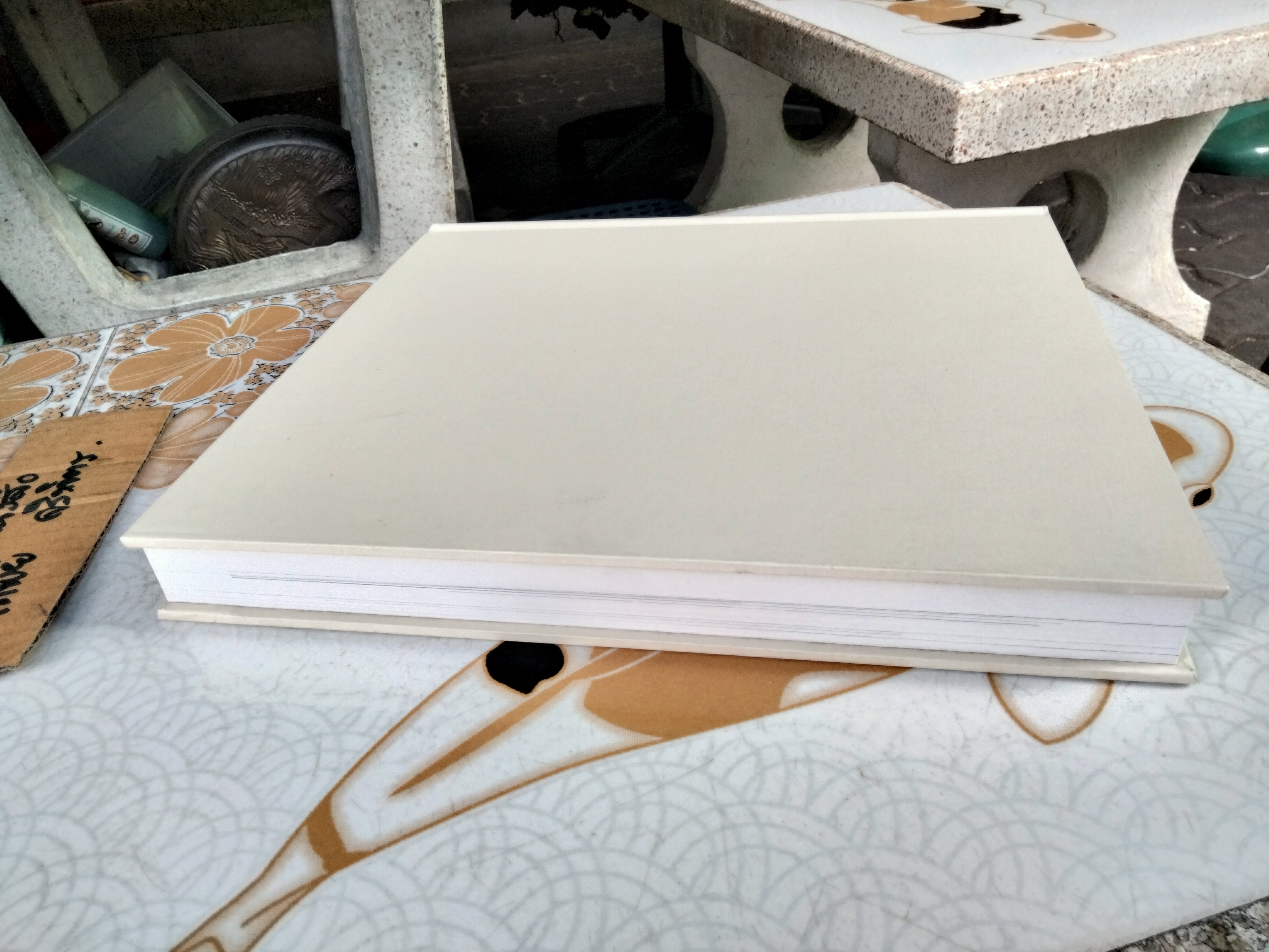 ตราษบุรีศรีสมุทรเขตต์ - พิมพ์ถวายเป็นที่ระลึกในการบำเพ็ญกุศล ๘๐ ปี สมเด็จพระวันรัต(จุนท์ พฺรหฺมคุตฺโต) เมื่อวันที่ 17 กันยายน 2559