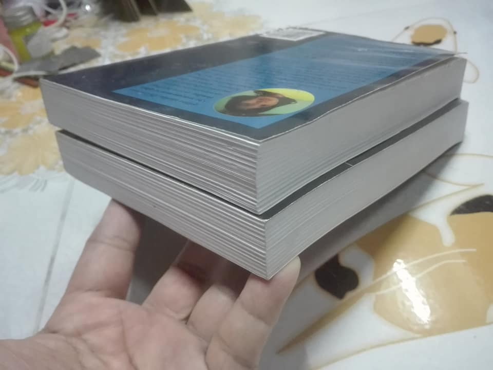 สัตว์โลกย่อมเป็นไปตามกรรม เล่ม 1-2 โดย สุทัสสา อ่อนค้อม (เล่ม 2 ด้านหลังโดนน้ำ )