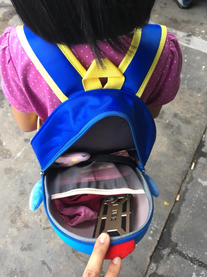 กระเป๋าสะพายกุ๊กไก่ ลดราคา