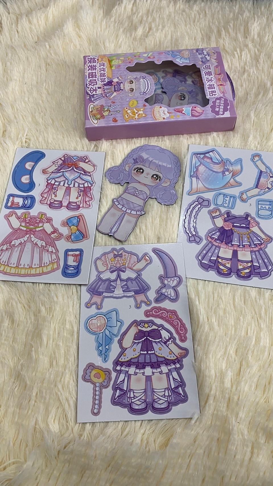 ตุ๊กตาแต่งตัวแบบแม่เหล็ก