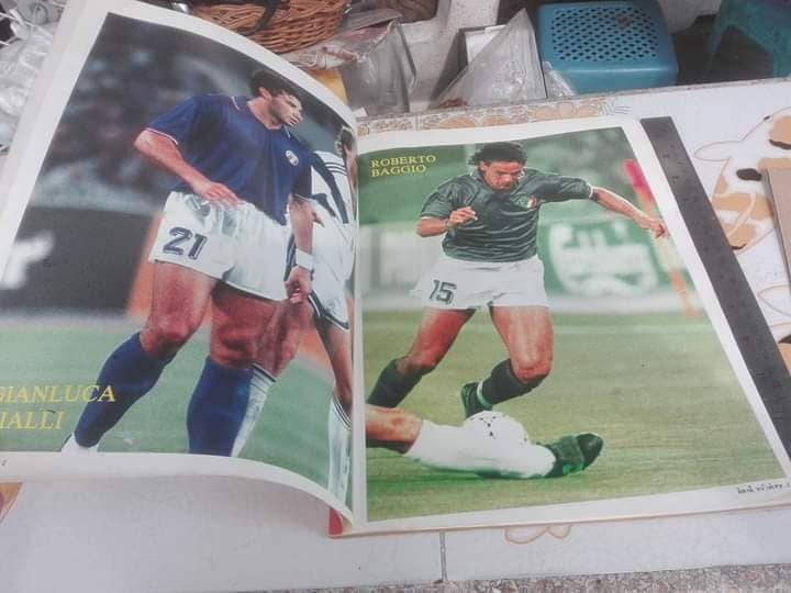 อิตาลี ITALIA' 90 หนึ่งในยอดทีมโลก - หนังสือ การ์ตูนล้วน **สินค้าหมด*"