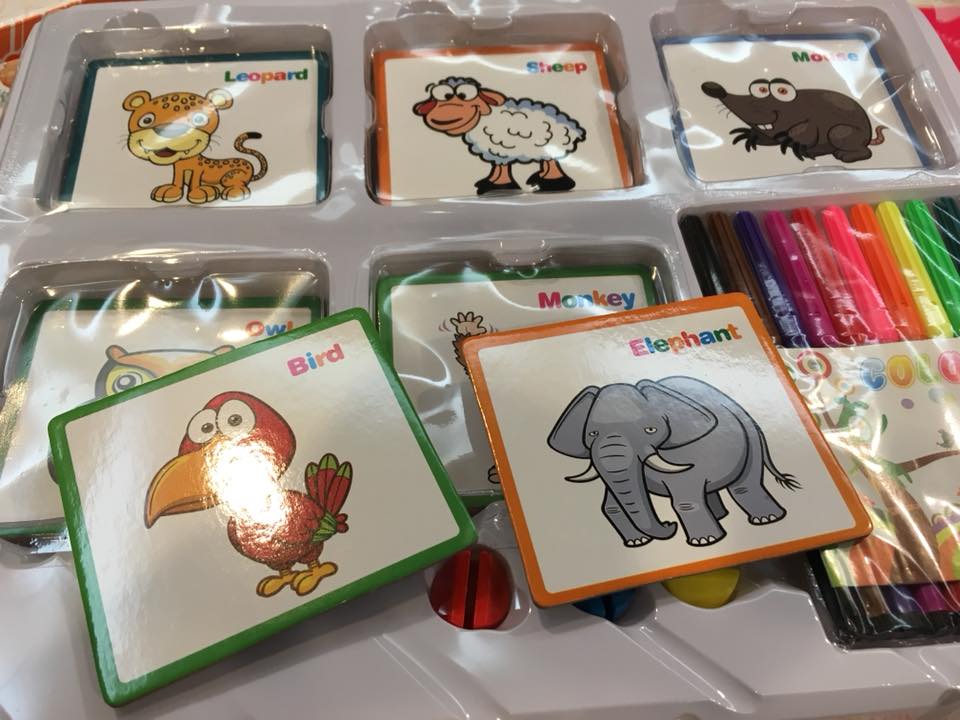 ชุดสัตว์ ฝึกระบายสี