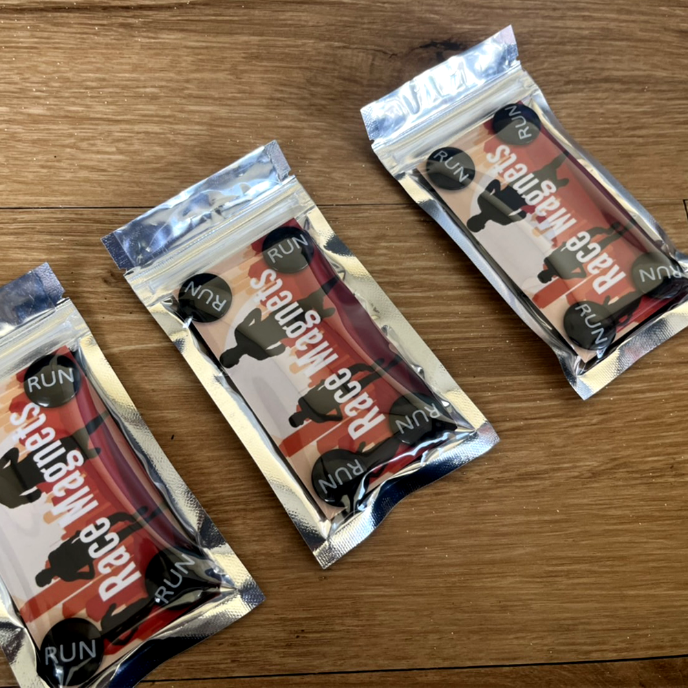 แม่เหล็กติดเบอร์วิ่ง ติดแน่น ติดหนึบ ติดแน่นกับเสื้อไม่มีหลุด ของแท้ คุณภาพ100% (H04)