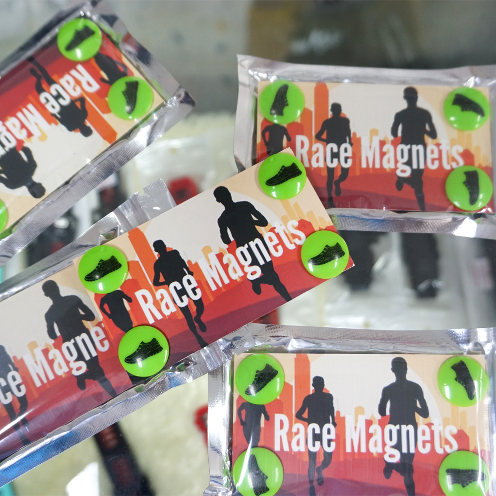 แม่เหล็กติดเบอร์วิ่ง ติดแน่น ติดหนึบ ติดแน่นกับเสื้อไม่มีหลุด ของแท้ คุณภาพ100% (H04)