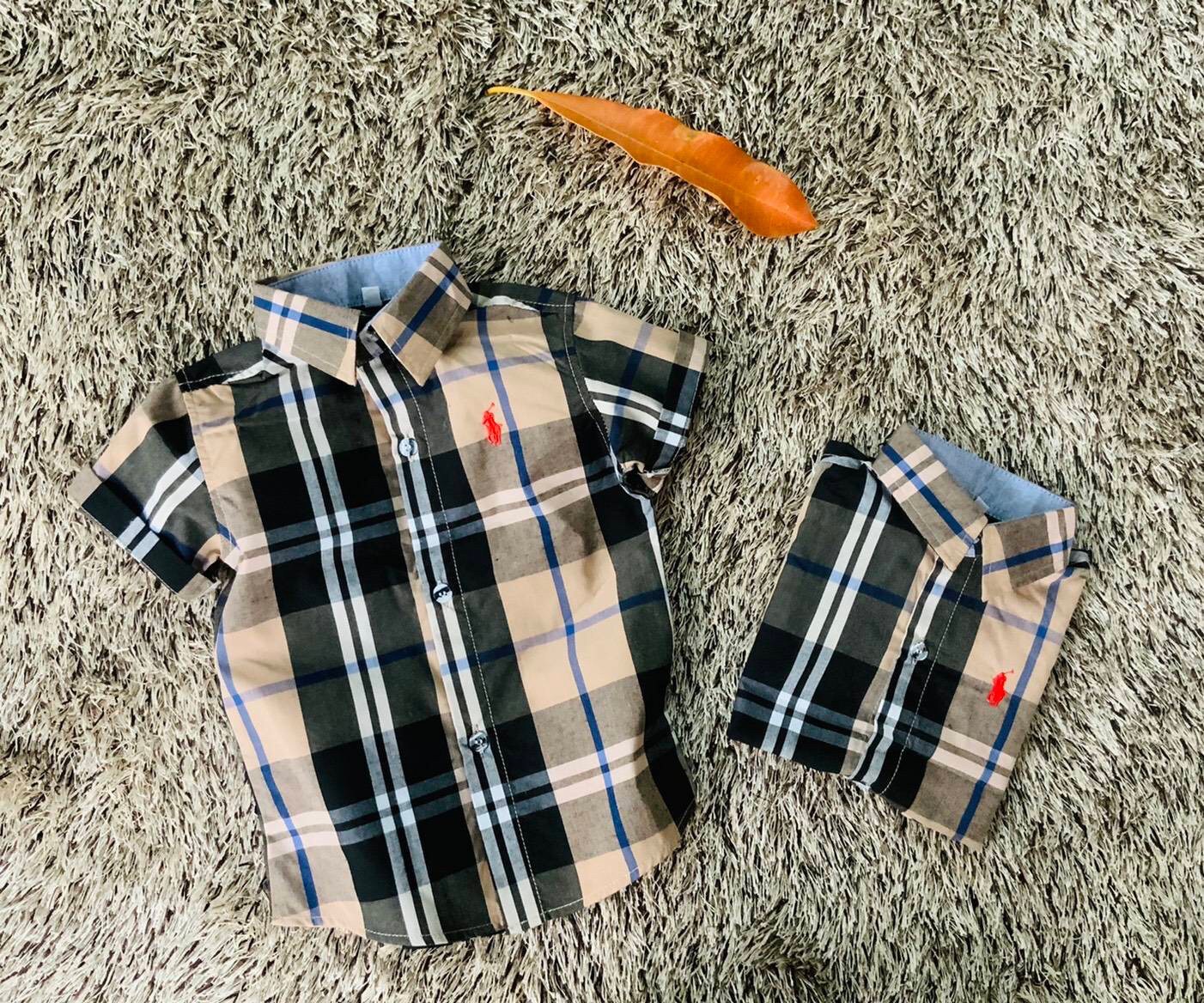 เสื้อเชิ้ตเด็กชายแขนสั้น