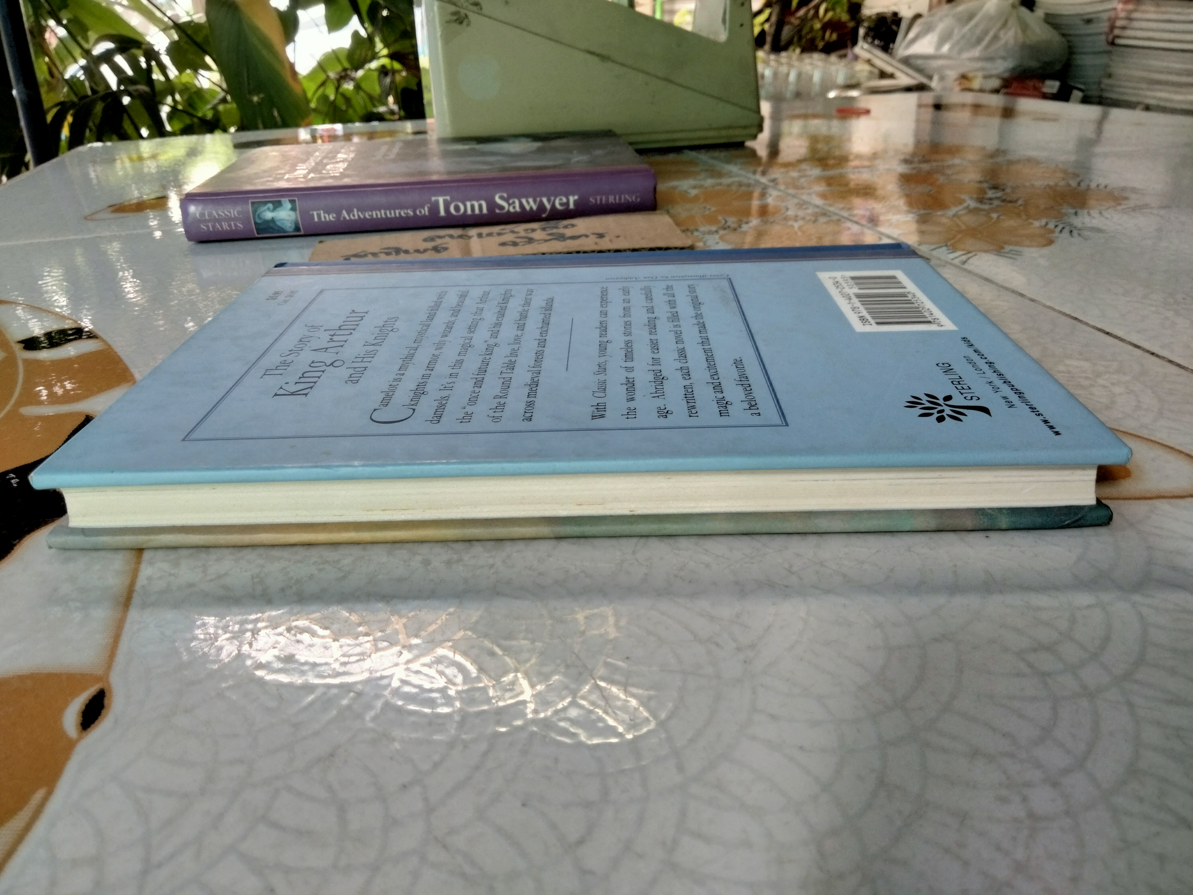 The story of King Arthur and His Knights นิยายภาษาอังกฤษ ชุด Classic Starts (ปกแข็ง)