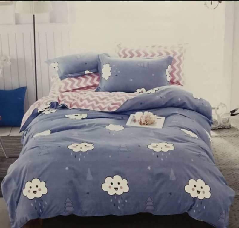 ชุดเครื่องนอน ลายคลาสสิค สุดน่ารัก