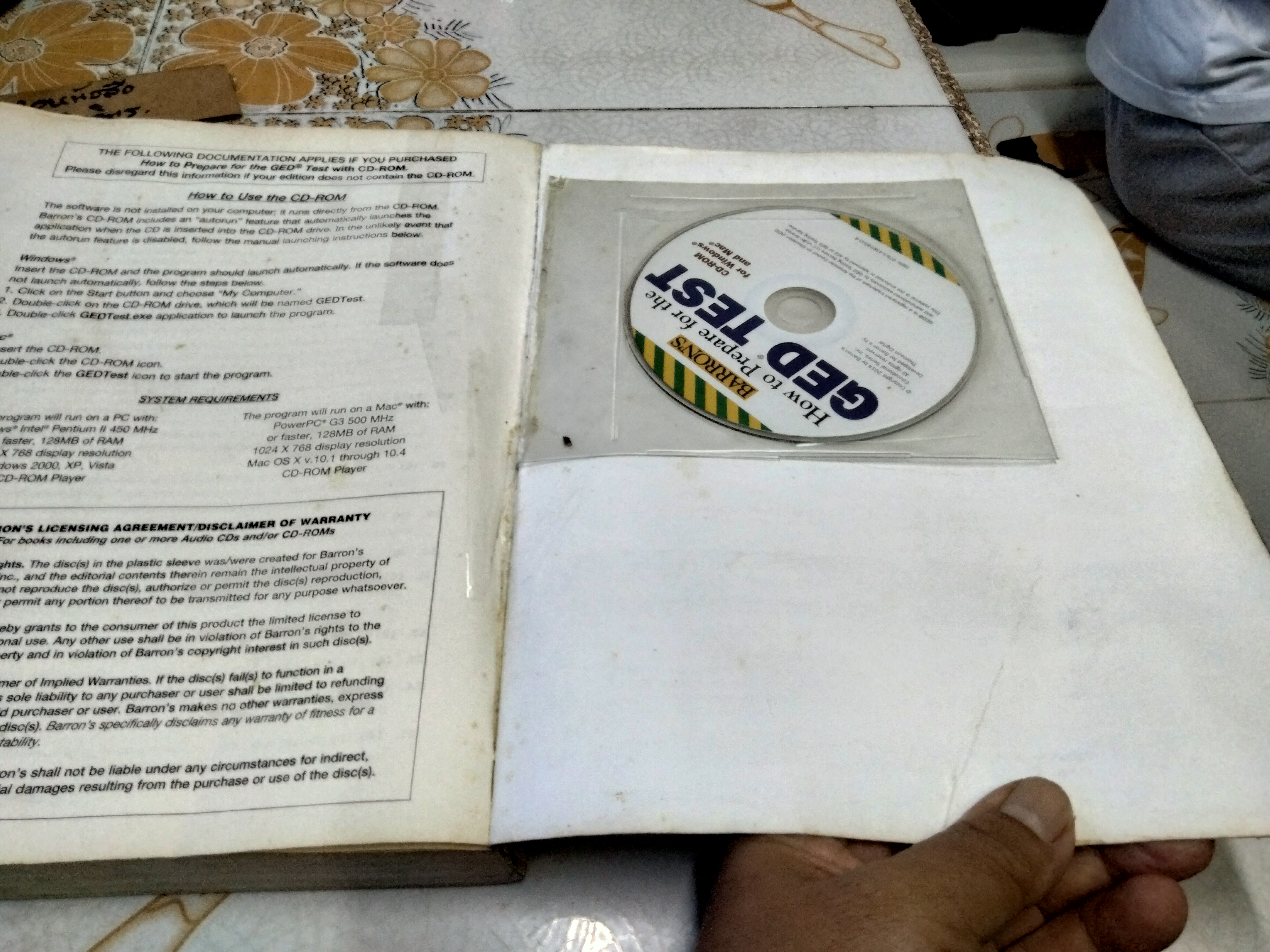 HOW TO PREPARE FOR THE GED TEST เตรียมสอบ GED ปี 2014 ภายในเล่มมี CD ** มีรอยเขียนด้วยดินสอหลายหน้า