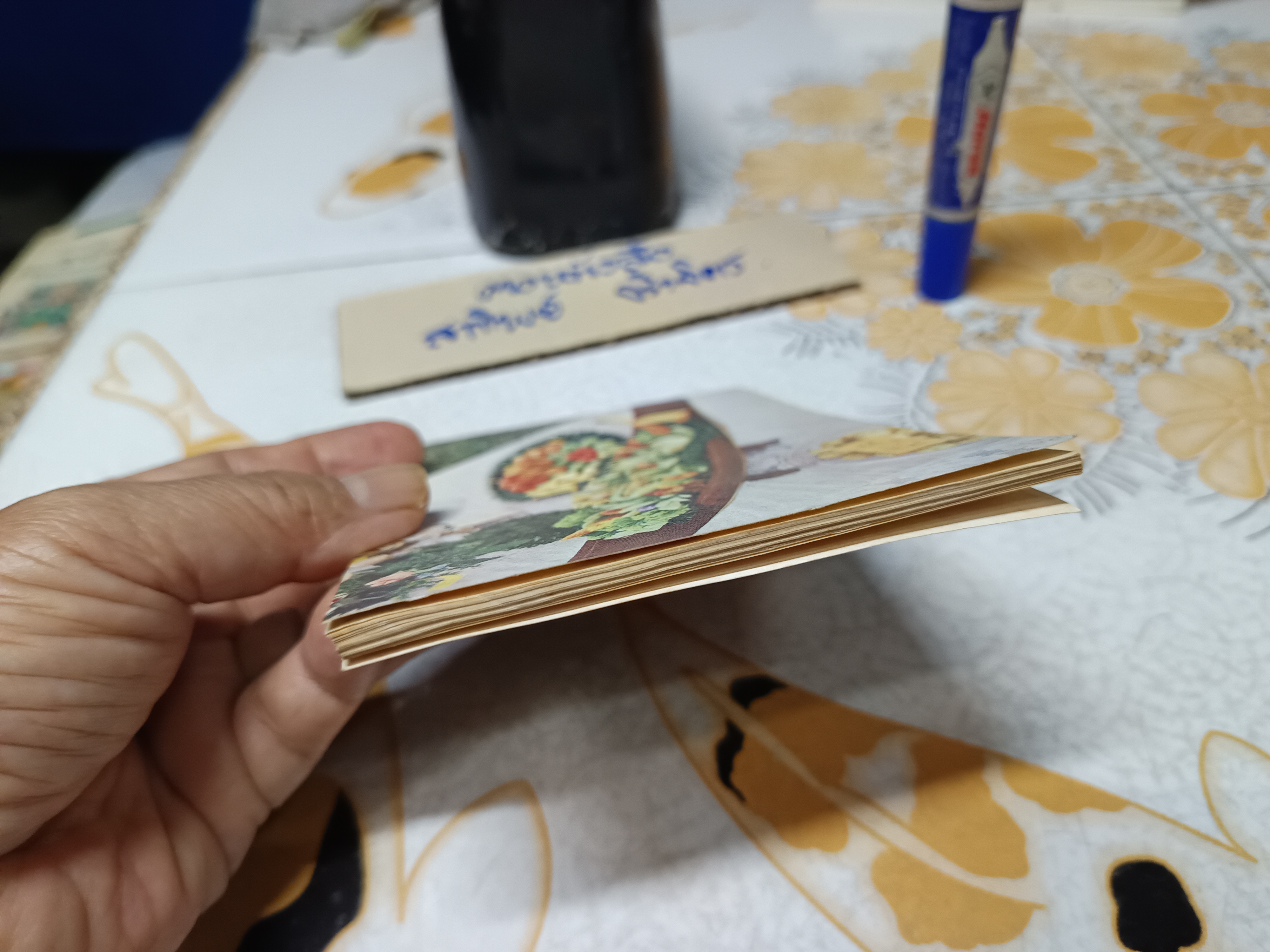 อาหารจานเดียว - ตำราอาหารเล่มเล็ก-แนวขวาง จัดพิมพ์โดย สภาสตรีแห่งชาติในพระบรมราชินูปถัมภ์ (ด้านในไม่มีรูปภาพประกอบ) **สินค้าหมด**