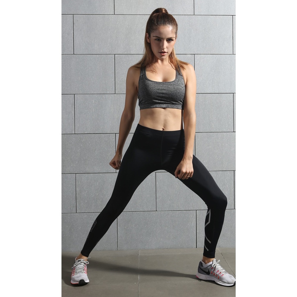 กางเกงวิ่งรัดกล้ามเนื้อผู้หญิง สำหรับวิ่ง ฟิตเนส เล่นโยคะ EVS Women Compression (G18)