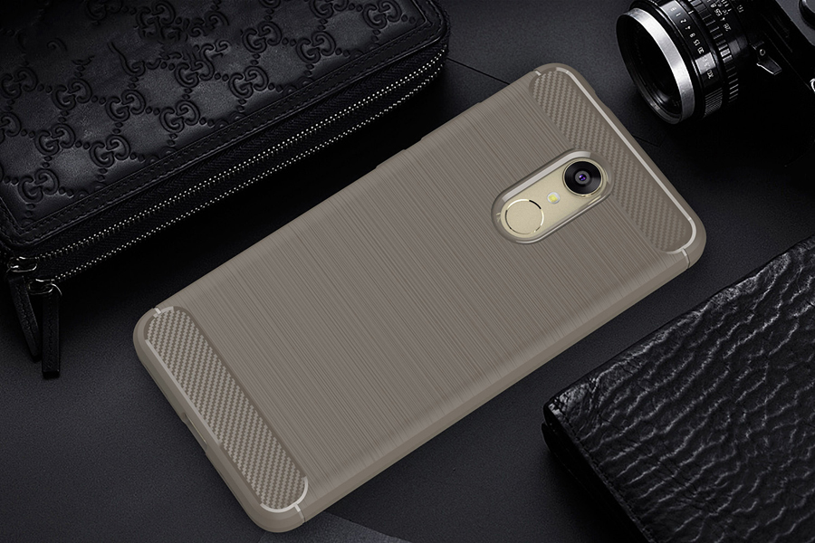 เคส Xiaomi Redmi 5 #เคสฝาหลังตกแต่งคาร์บอนไฟเบอร์ ผิวขัดแปรง Brushered TPU Back Case