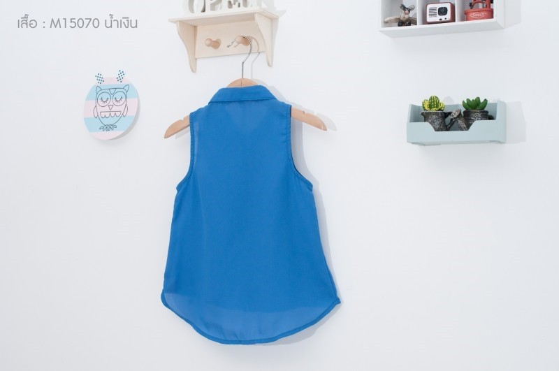 เสื้อเด็กหญิง แขนกุดสีน้ำเงิน