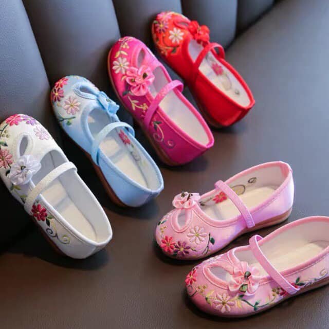 รองเท้าเด็กหญิง สไตล์จีน