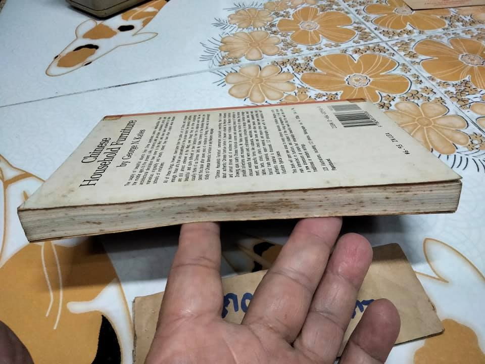 CHINESE HOUSEHOLD FURNITURE BY GEORGE N. KATES เฟอร์นิเจอร์ในครัวเรือนจีน โดย George N. Kates (1962)- ภาษาอังกฤษ