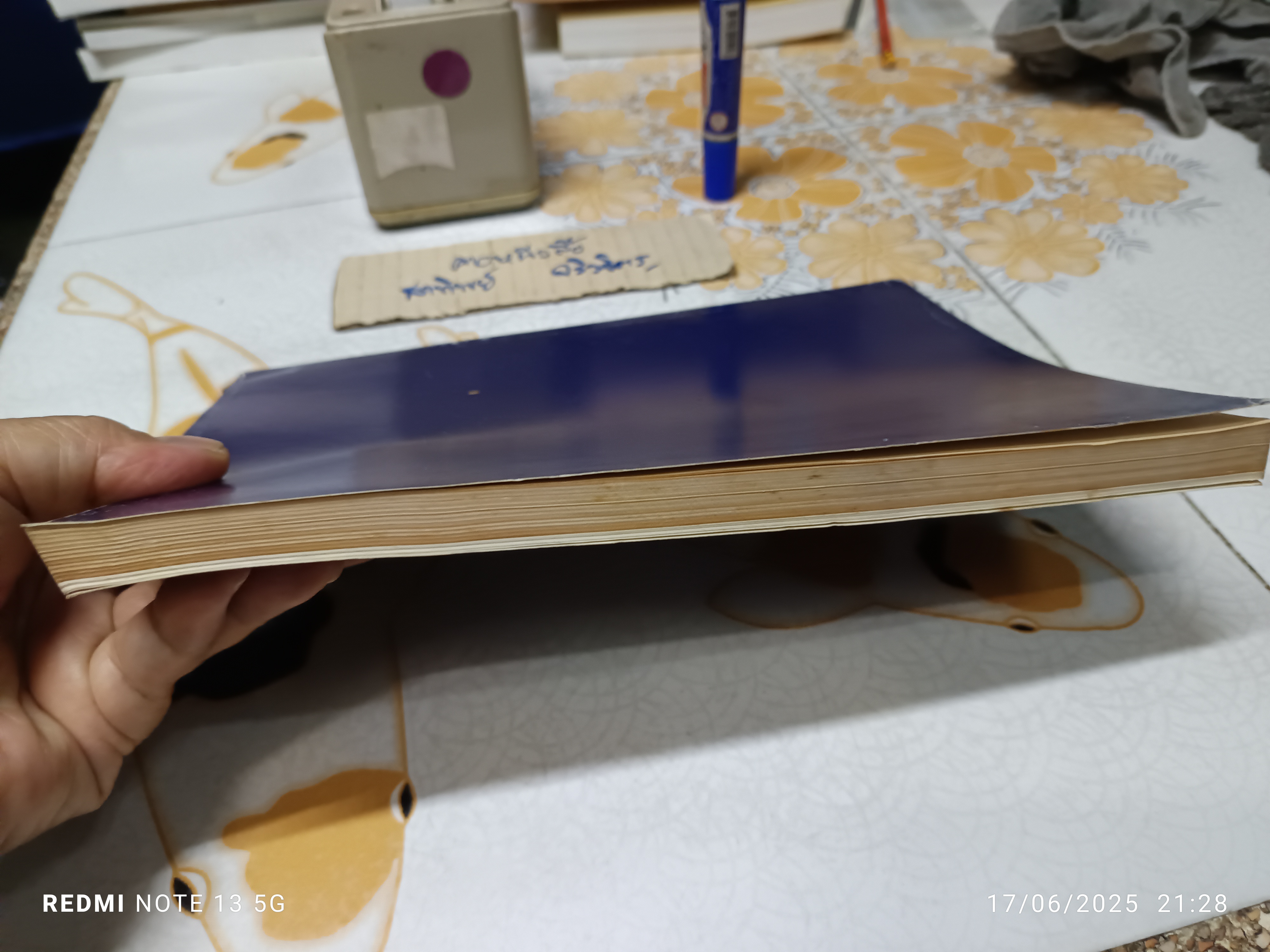 พุทธภาษิต 6 ภาษา บาลี โรมัน ไทย อังกฤษ ฝรั่งเศส อินโดนีเซีย จีน Buddhist Proverbs in six Languages **สินค้าหมด**