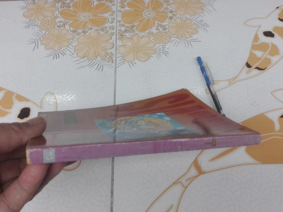 คนย้อนศร โดย ไผท ภูธา (รวมเรื่องสั้น)